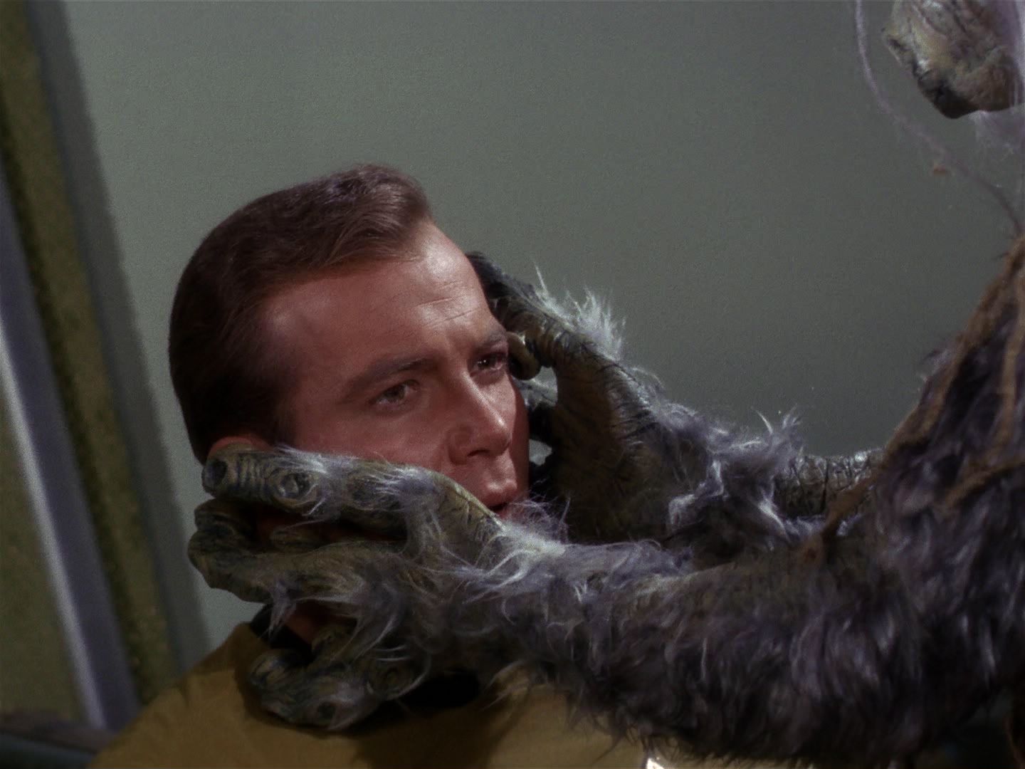 ariane179254_StarTrek_1x01_TheManTrap_2748.jpg