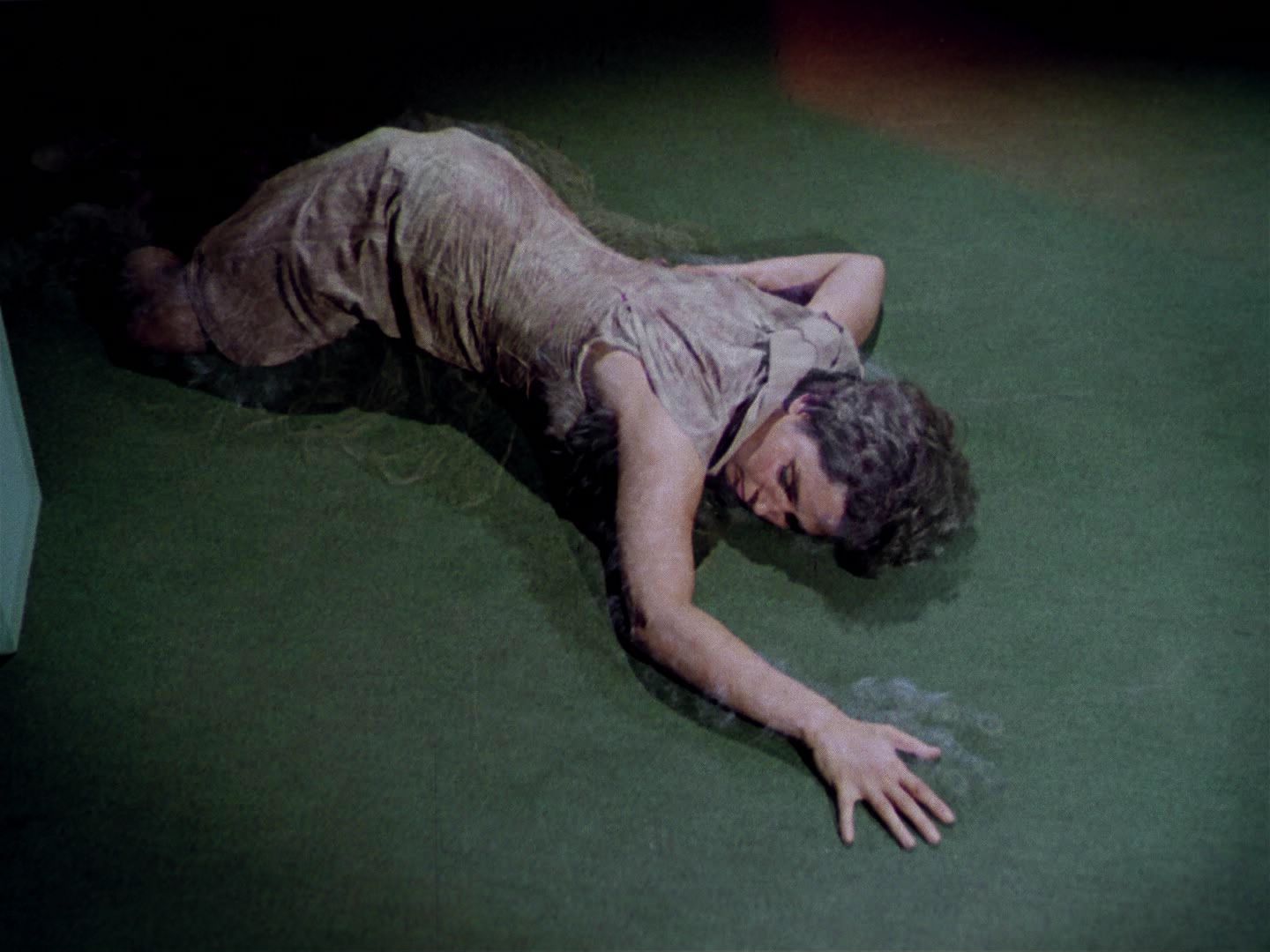 ariane179254_StarTrek_1x01_TheManTrap_2795.jpg
