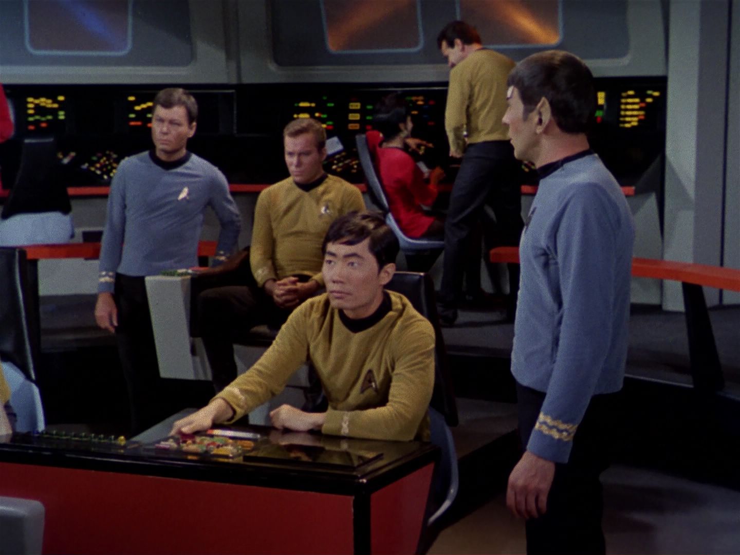 ariane179254_StarTrek_1x01_TheManTrap_2840.jpg