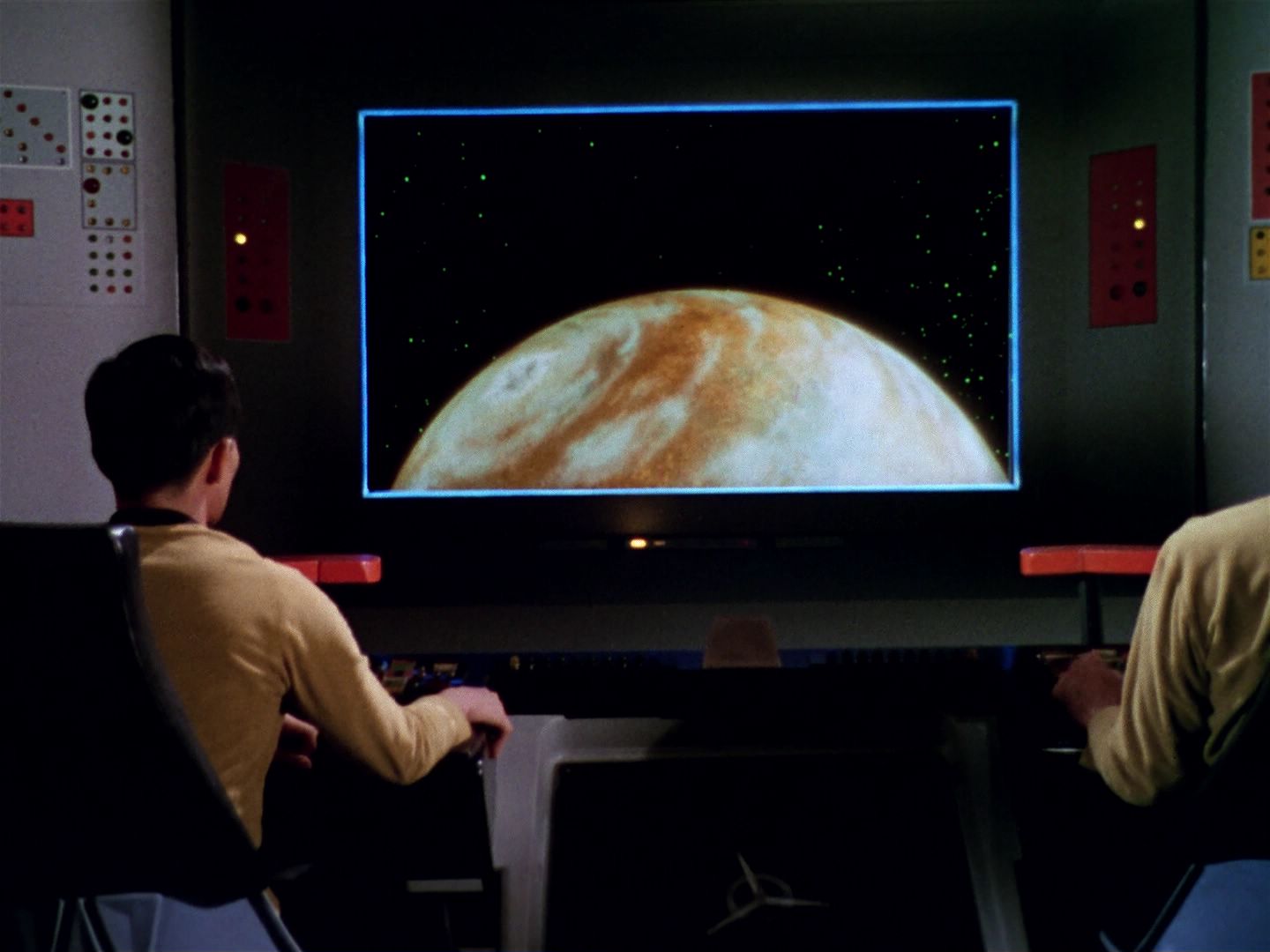 ariane179254_StarTrek_1x01_TheManTrap_2874.jpg