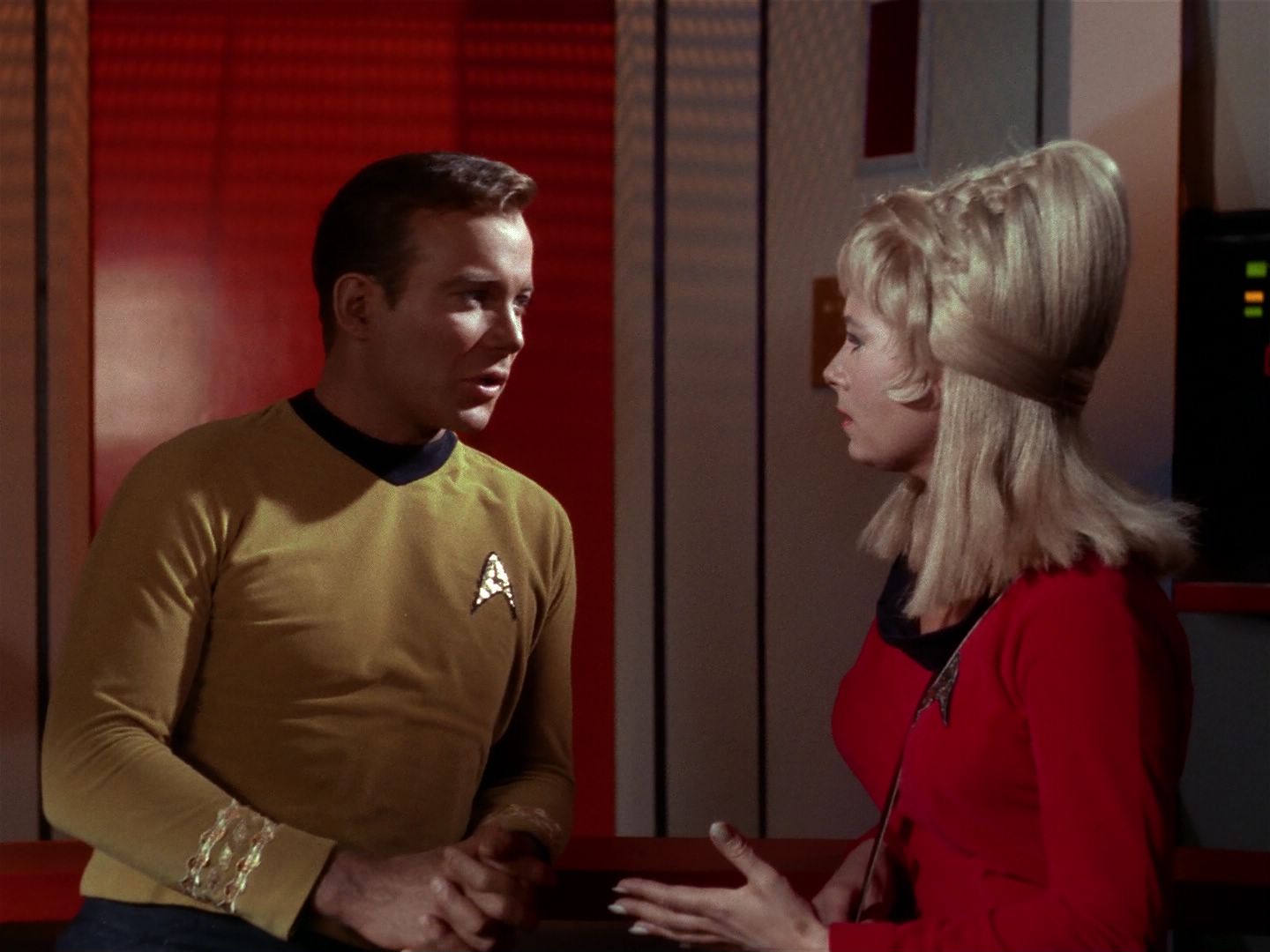 ariane179254_StarTrek_1x02_CharlieX_1355.jpg