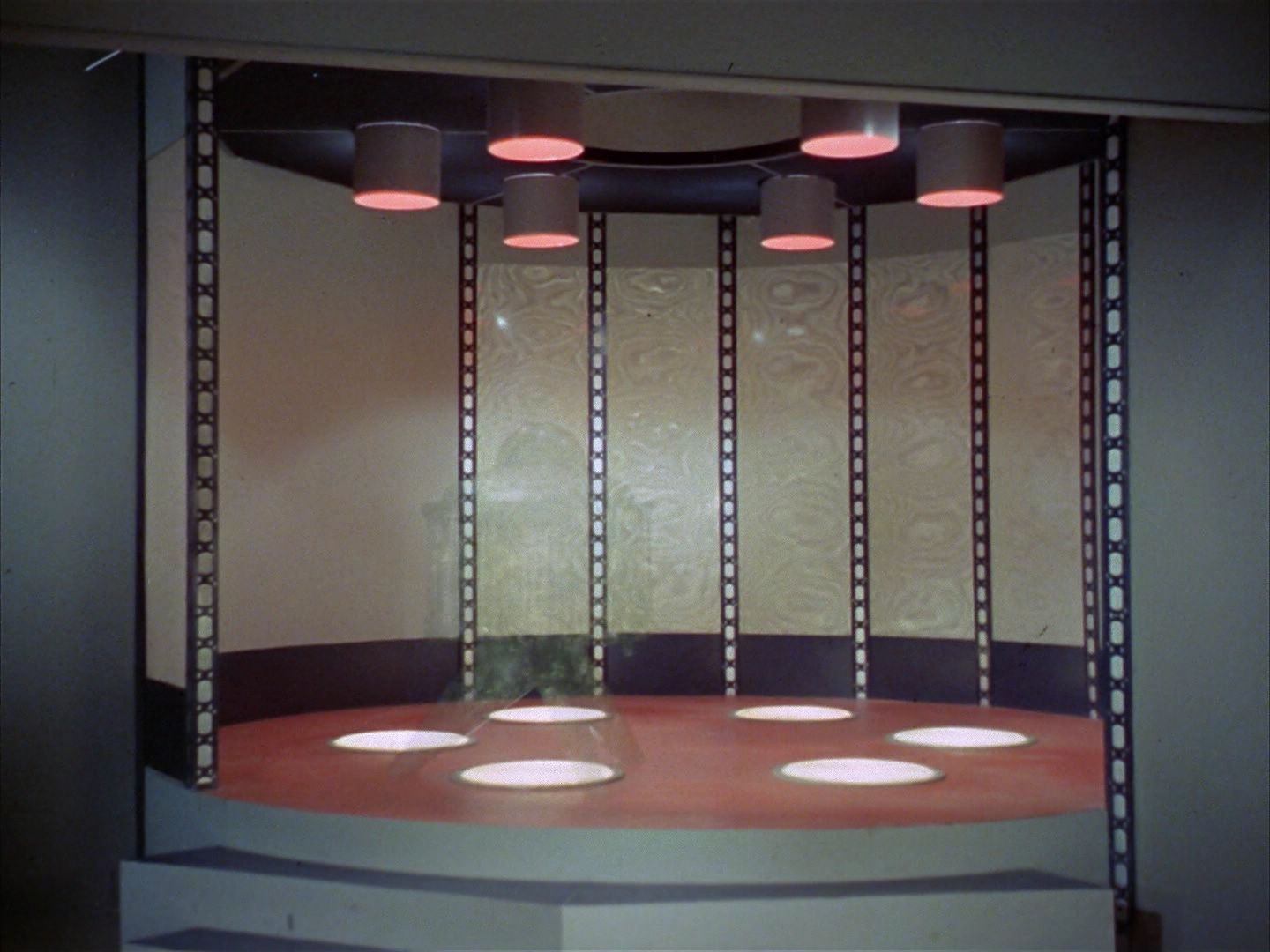ariane179254_StarTrek_1x03_WhereNoManHasGoneBefore_0120.jpg