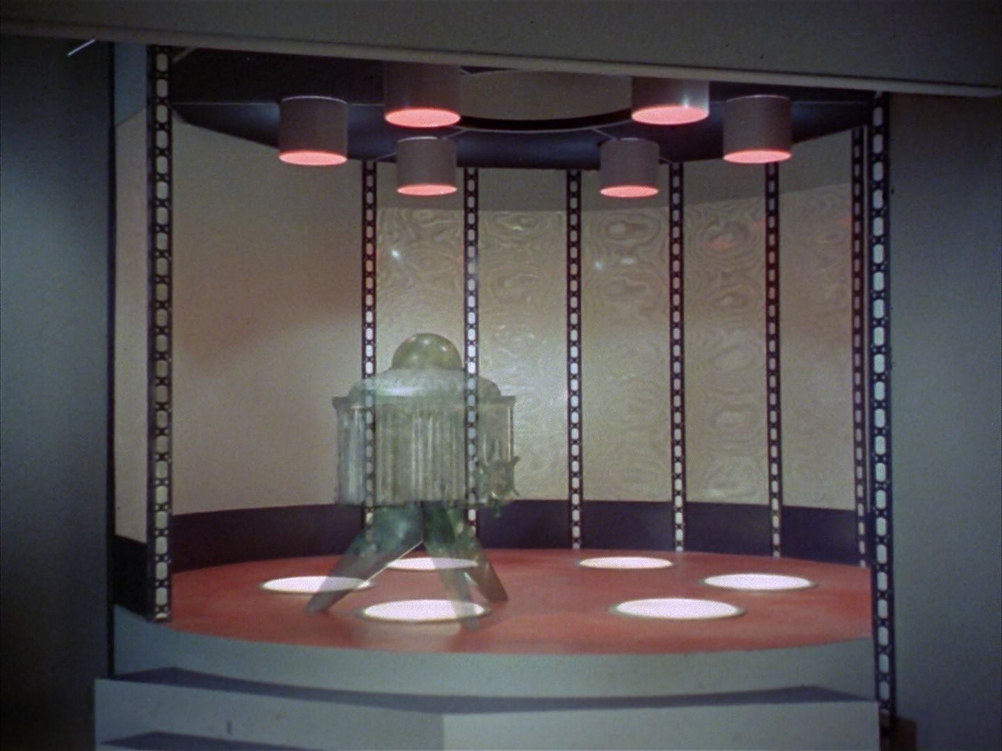 ariane179254_StarTrek_1x03_WhereNoManHasGoneBefore_0122.jpg