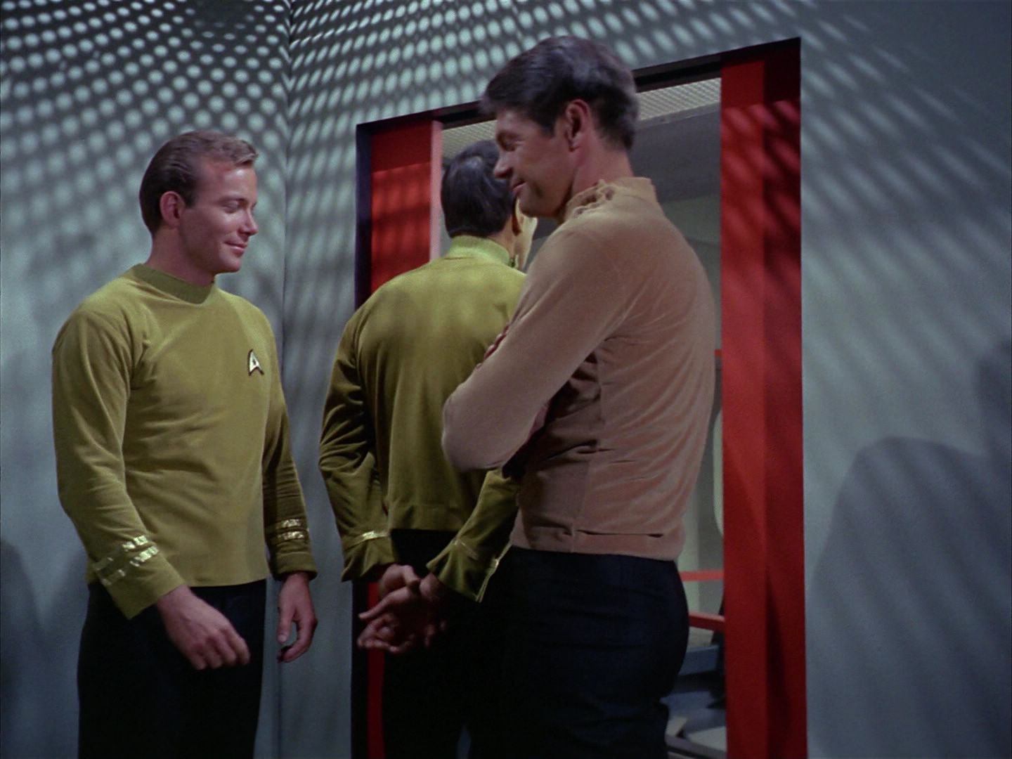 ariane179254_StarTrek_1x03_WhereNoManHasGoneBefore_0208.jpg