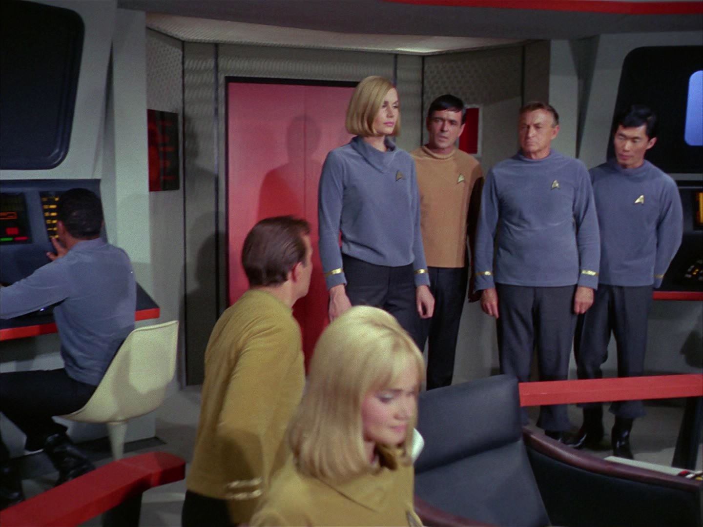 ariane179254_StarTrek_1x03_WhereNoManHasGoneBefore_0302.jpg