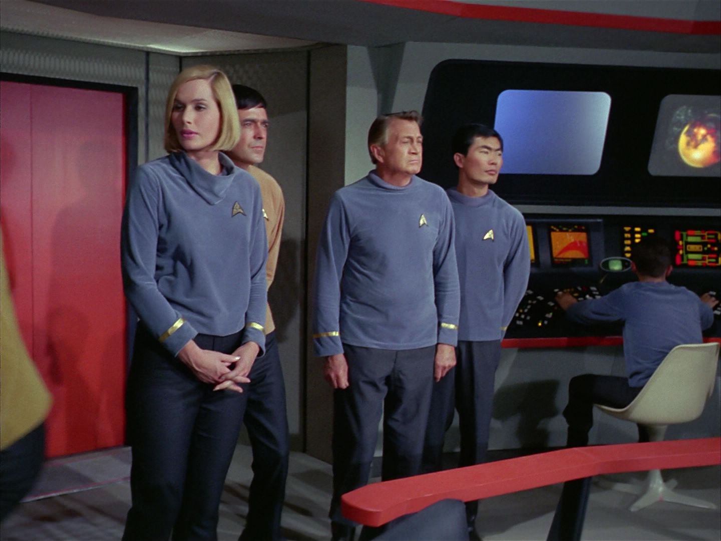 ariane179254_StarTrek_1x03_WhereNoManHasGoneBefore_0322.jpg