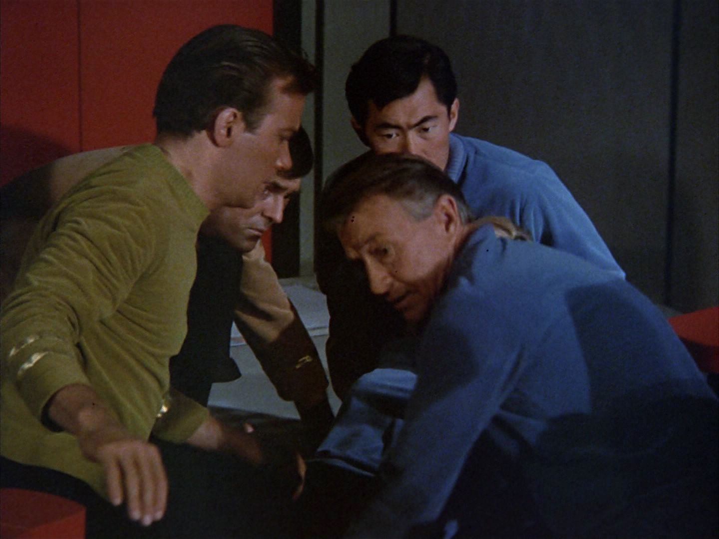 ariane179254_StarTrek_1x03_WhereNoManHasGoneBefore_0700.jpg