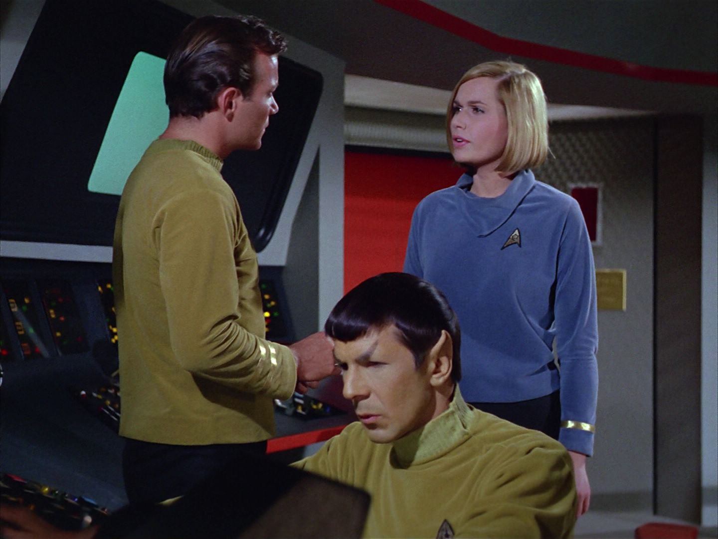 ariane179254_StarTrek_1x03_WhereNoManHasGoneBefore_0821.jpg