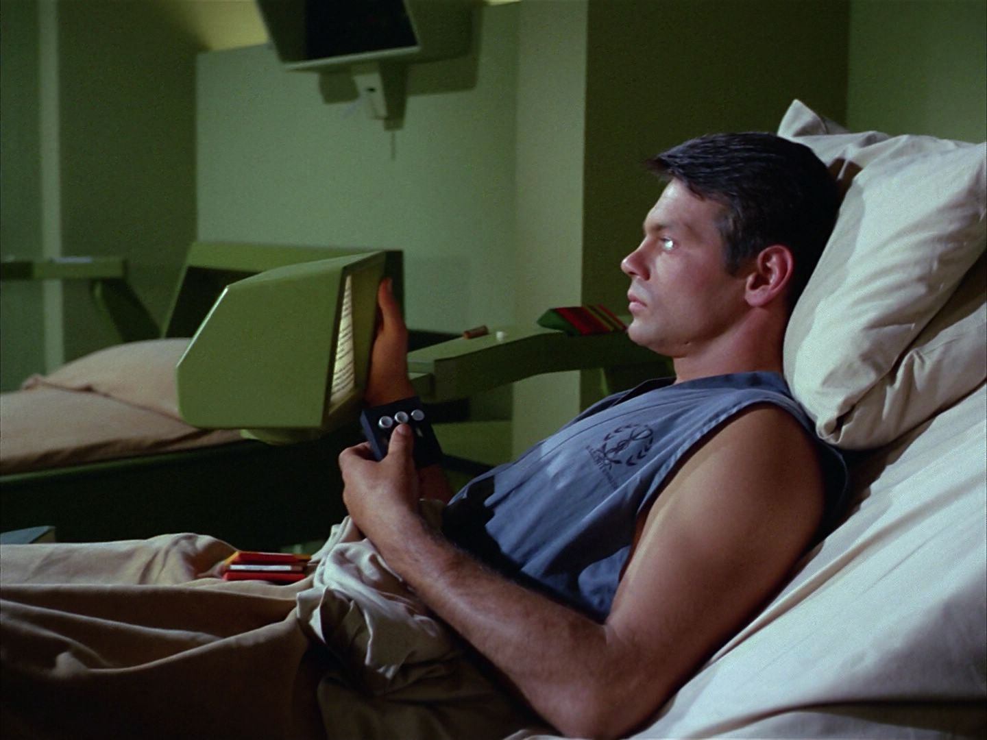 ariane179254_StarTrek_1x03_WhereNoManHasGoneBefore_0886.jpg