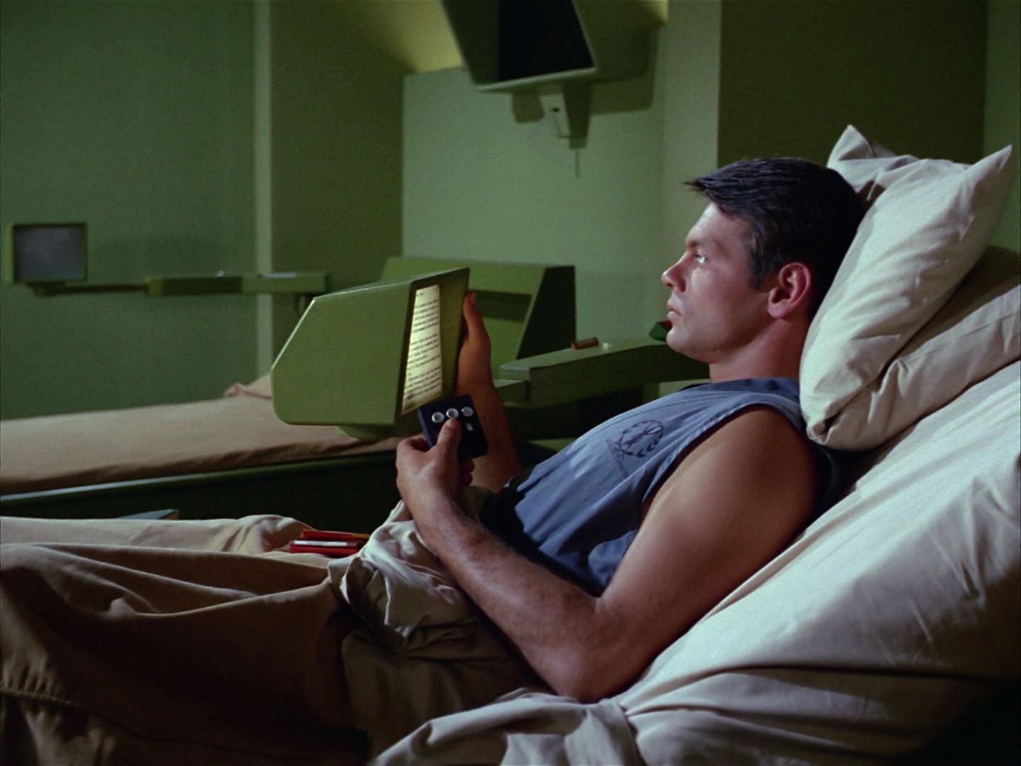 ariane179254_StarTrek_1x03_WhereNoManHasGoneBefore_0888.jpg