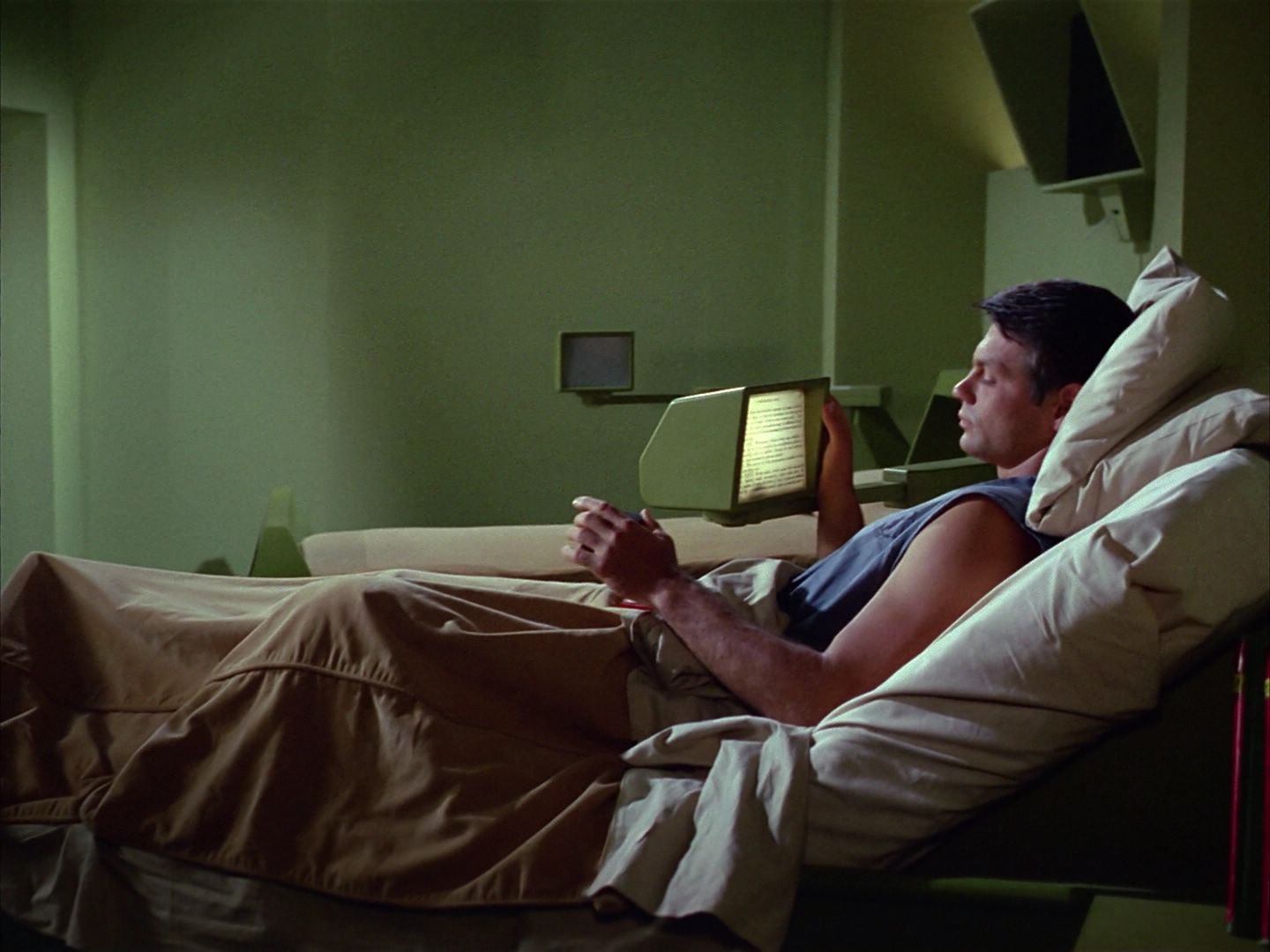 ariane179254_StarTrek_1x03_WhereNoManHasGoneBefore_0893.jpg