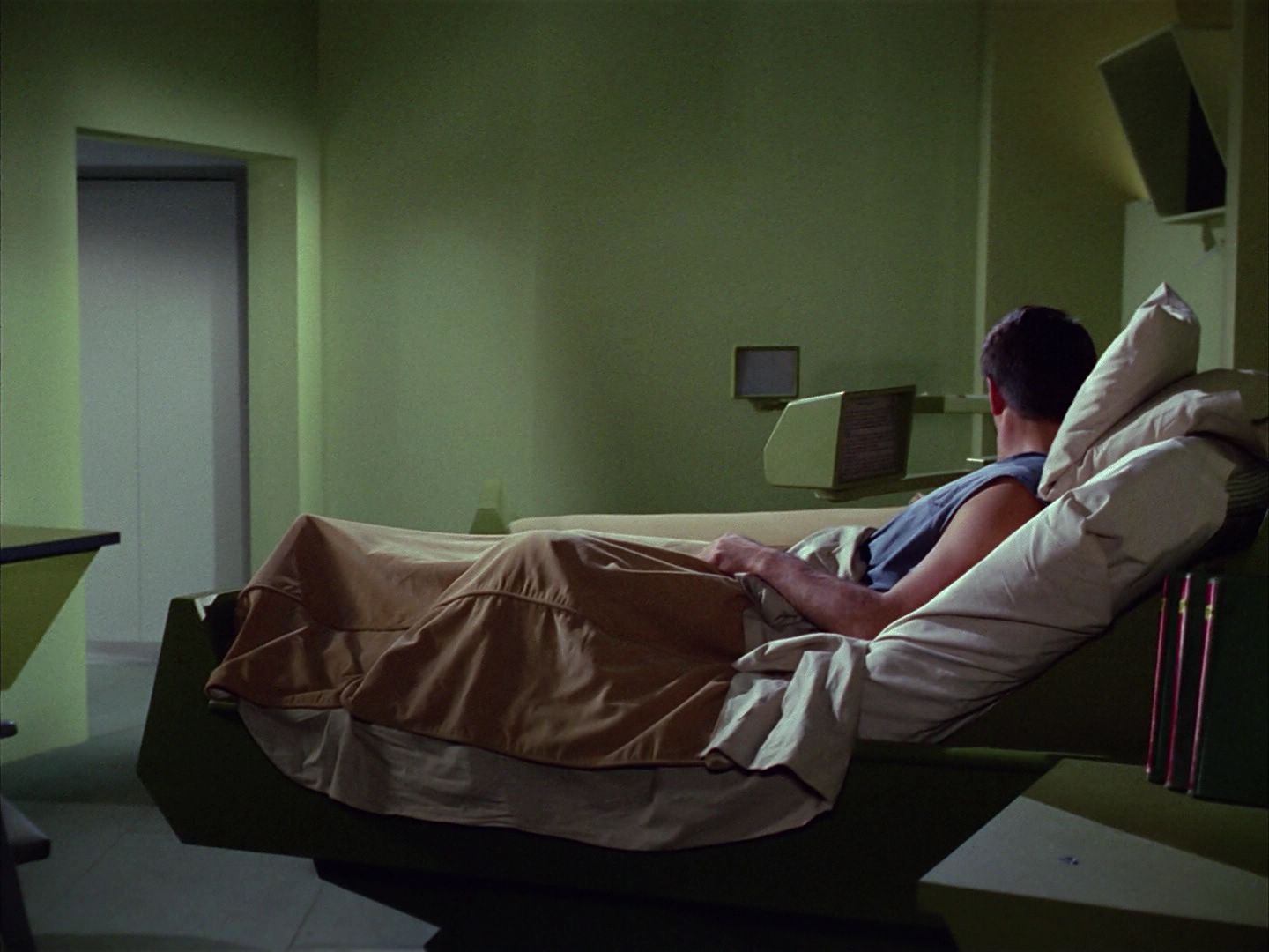 ariane179254_StarTrek_1x03_WhereNoManHasGoneBefore_0899.jpg