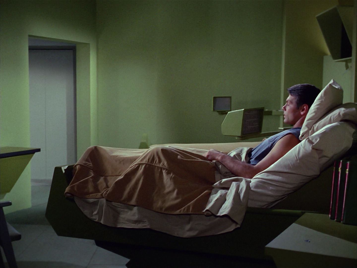 ariane179254_StarTrek_1x03_WhereNoManHasGoneBefore_0901.jpg