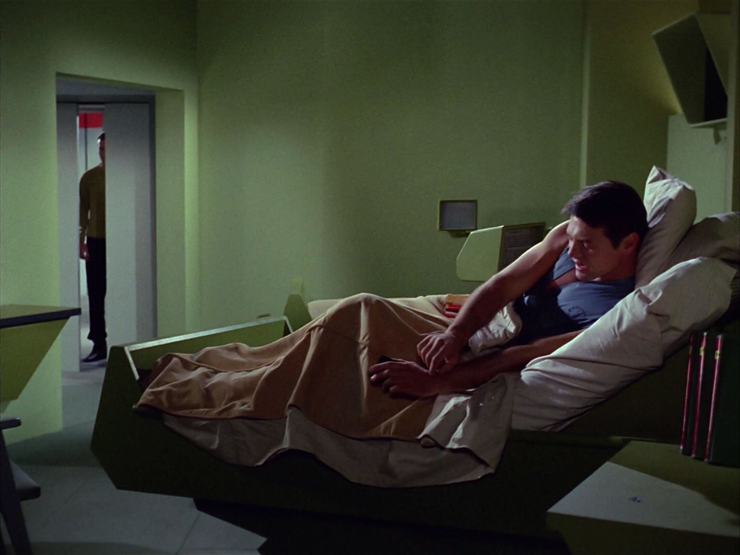 ariane179254_StarTrek_1x03_WhereNoManHasGoneBefore_0908.jpg
