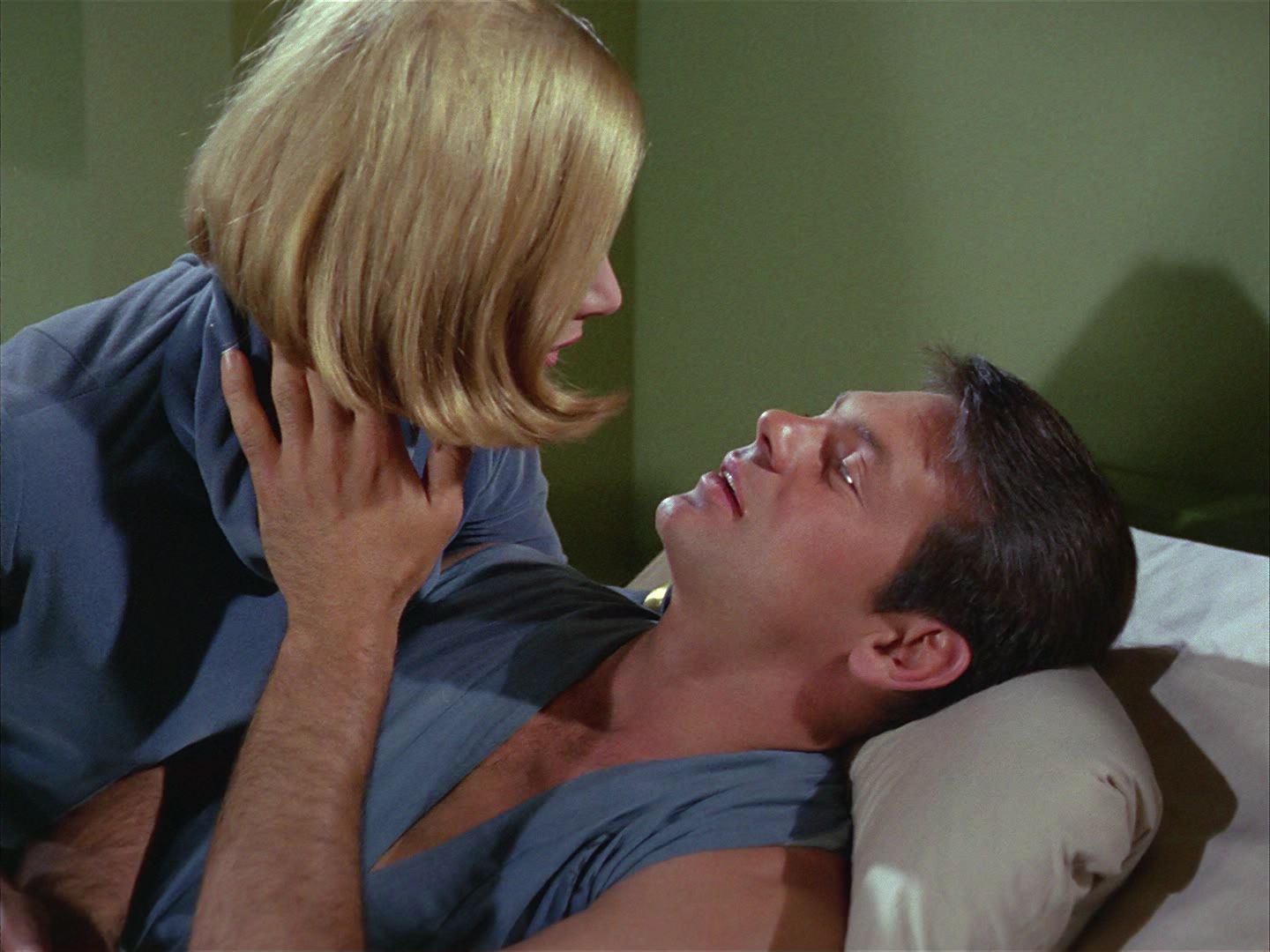 ariane179254_StarTrek_1x03_WhereNoManHasGoneBefore_1289.jpg