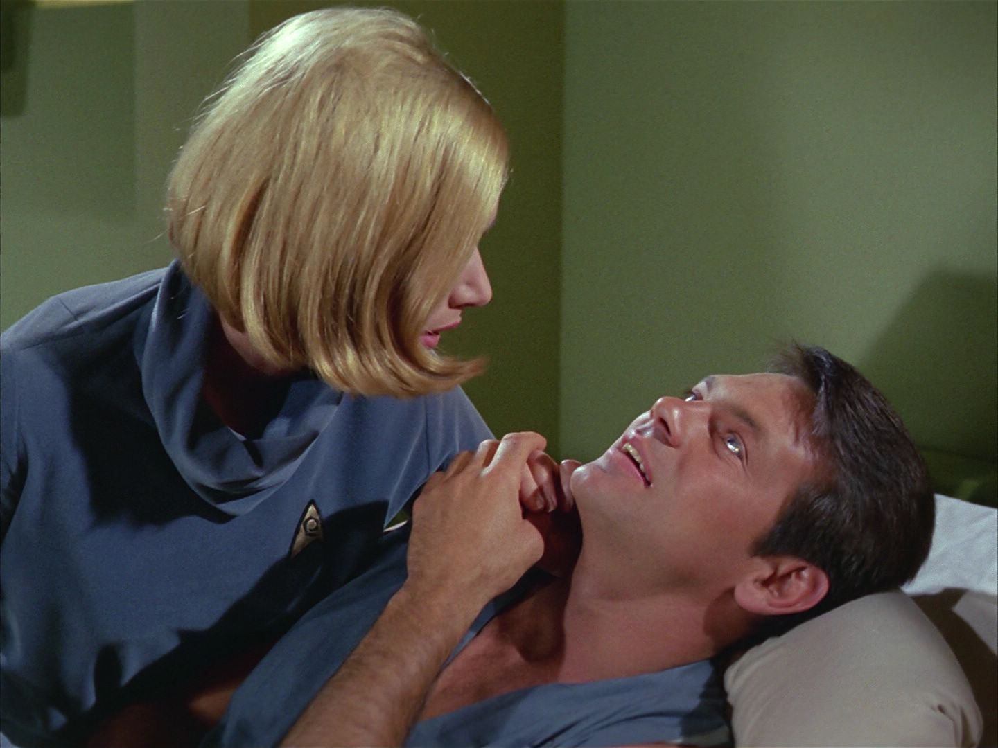 ariane179254_StarTrek_1x03_WhereNoManHasGoneBefore_1323.jpg