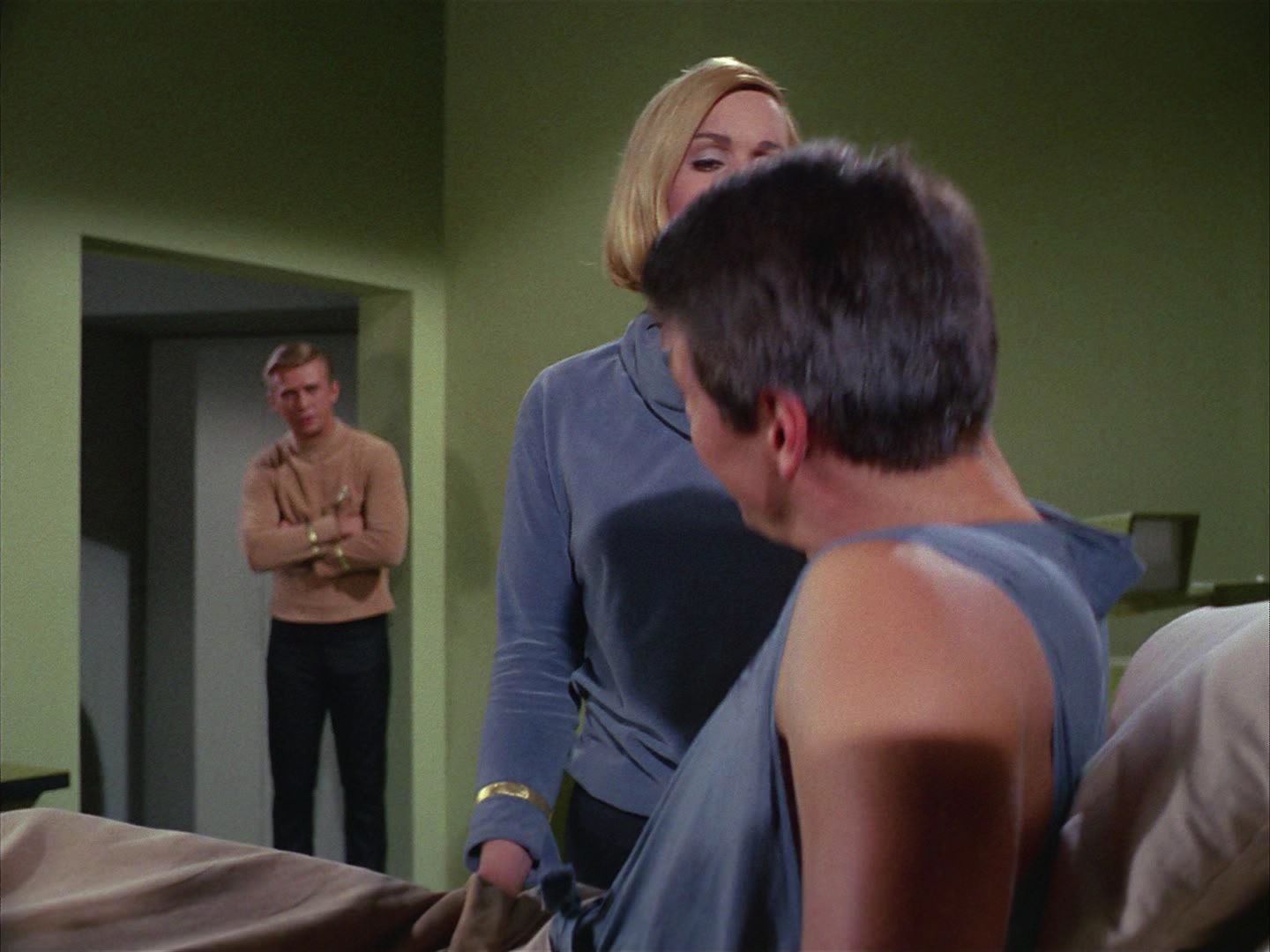 ariane179254_StarTrek_1x03_WhereNoManHasGoneBefore_1433.jpg
