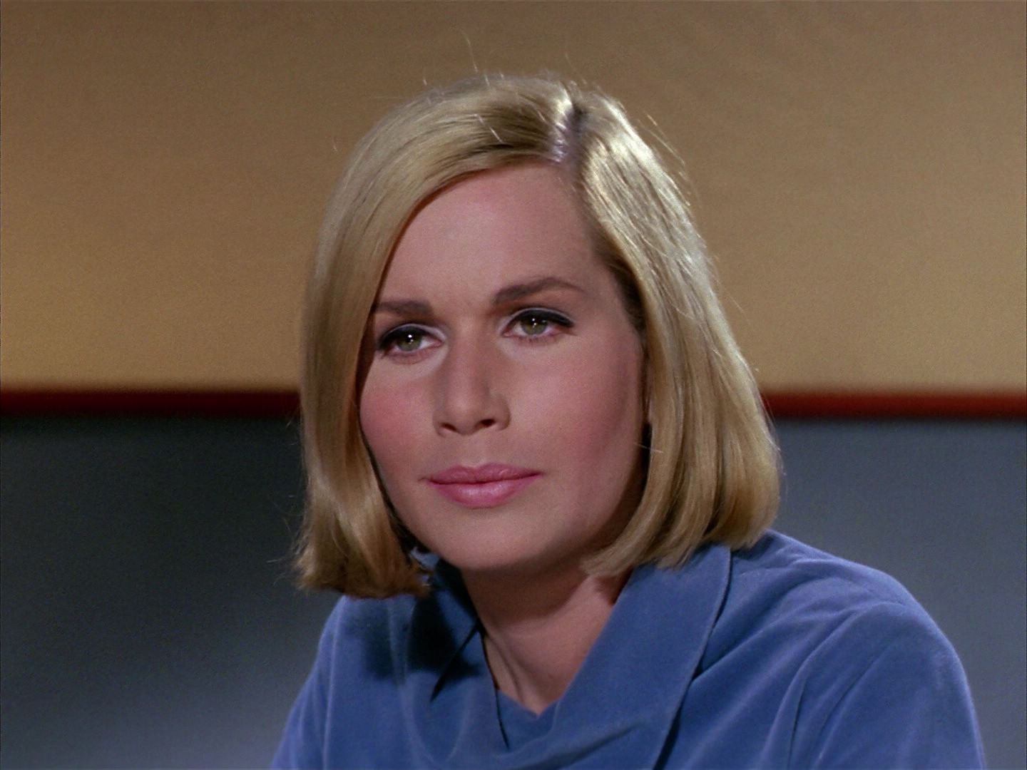 ariane179254_StarTrek_1x03_WhereNoManHasGoneBefore_1558.jpg