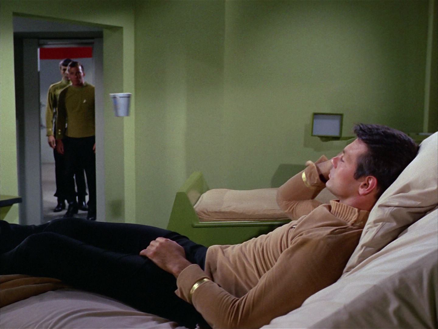 ariane179254_StarTrek_1x03_WhereNoManHasGoneBefore_1900.jpg