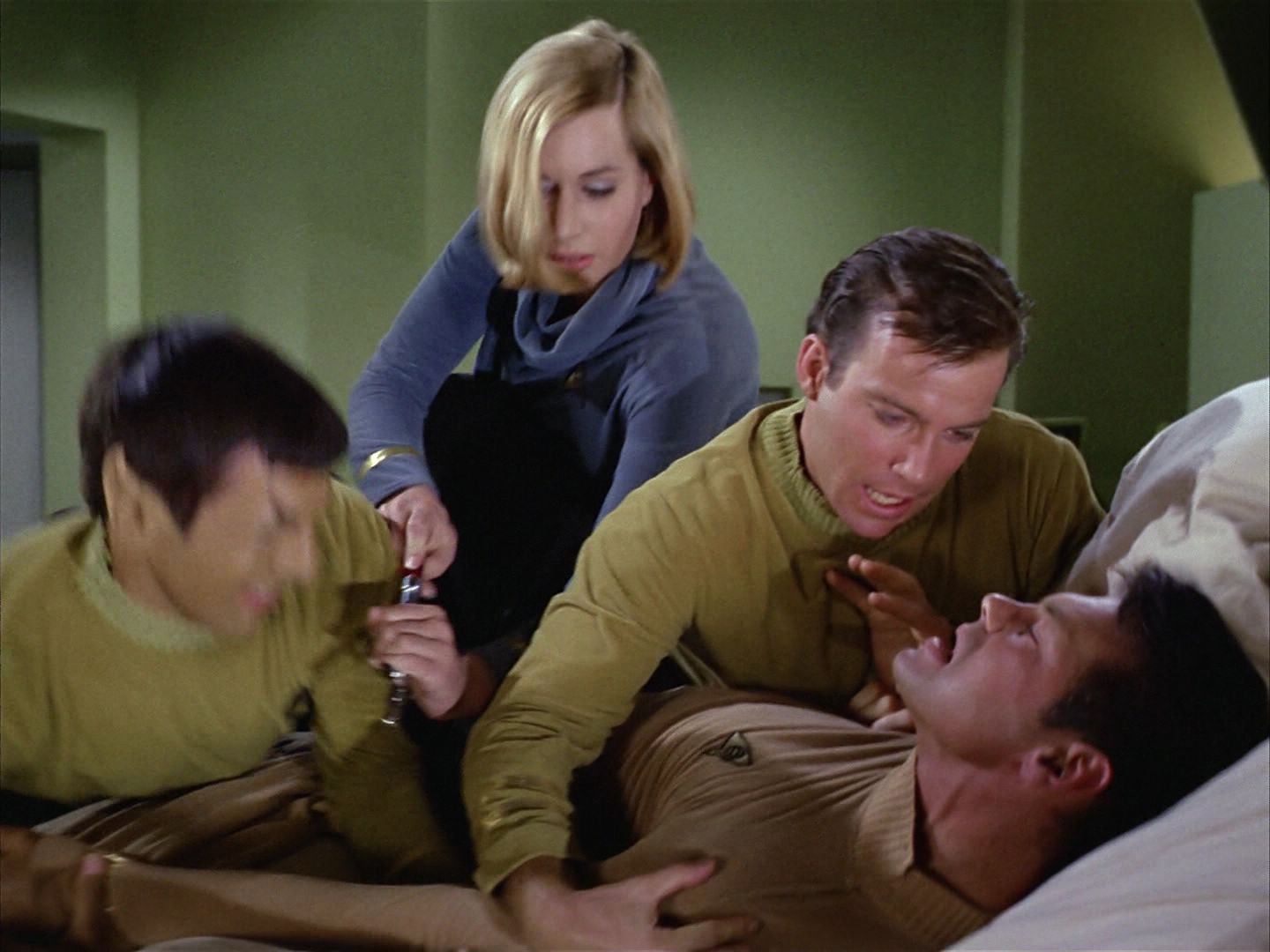 ariane179254_StarTrek_1x03_WhereNoManHasGoneBefore_2029.jpg