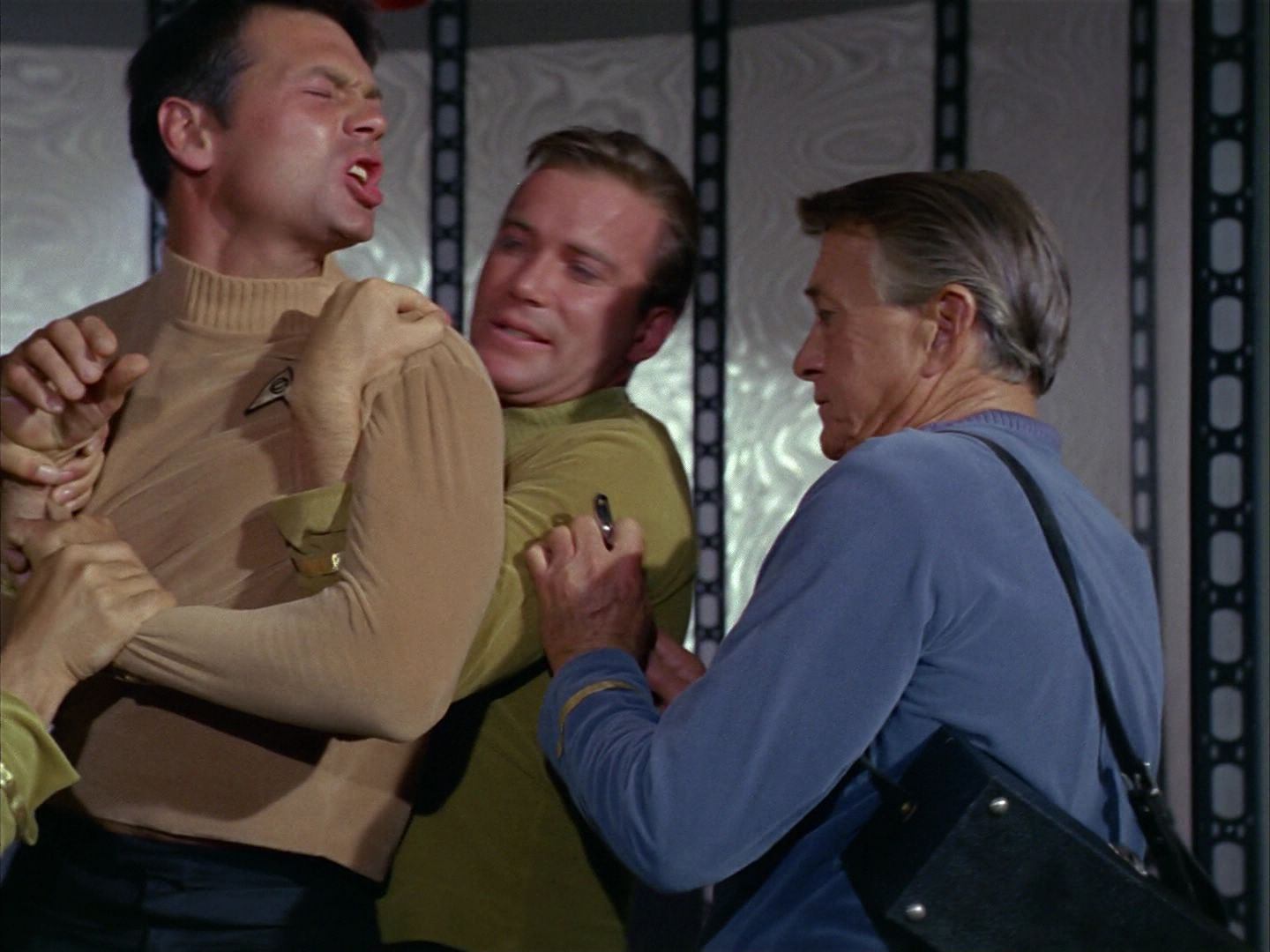 ariane179254_StarTrek_1x03_WhereNoManHasGoneBefore_2049.jpg