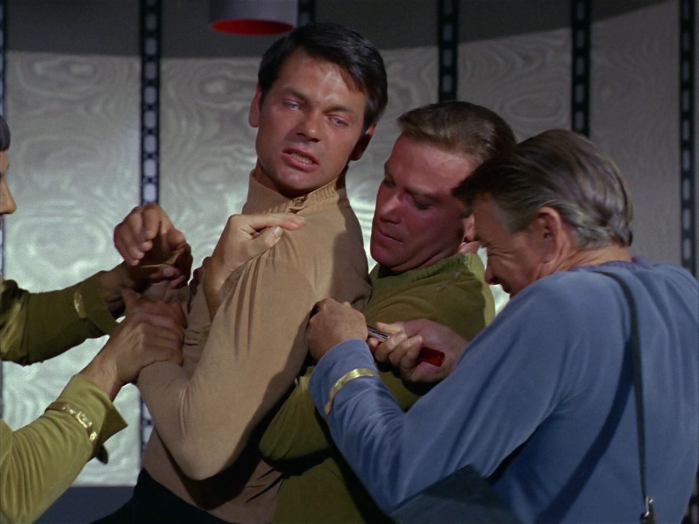 ariane179254_StarTrek_1x03_WhereNoManHasGoneBefore_2051.jpg