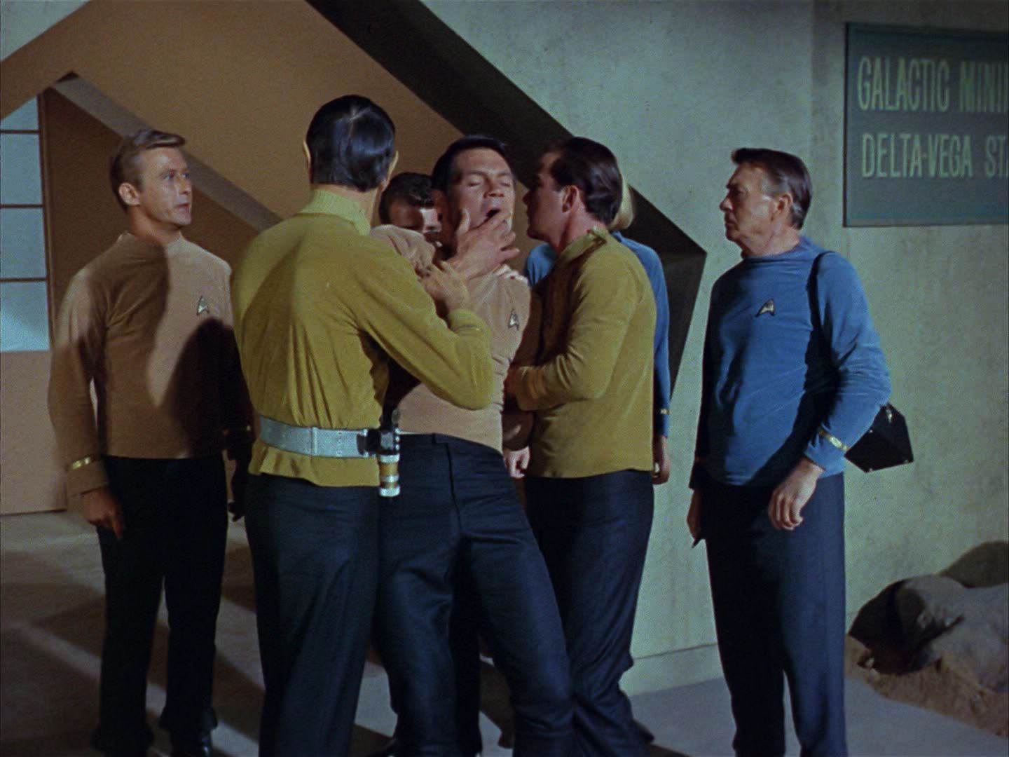 ariane179254_StarTrek_1x03_WhereNoManHasGoneBefore_2089.jpg