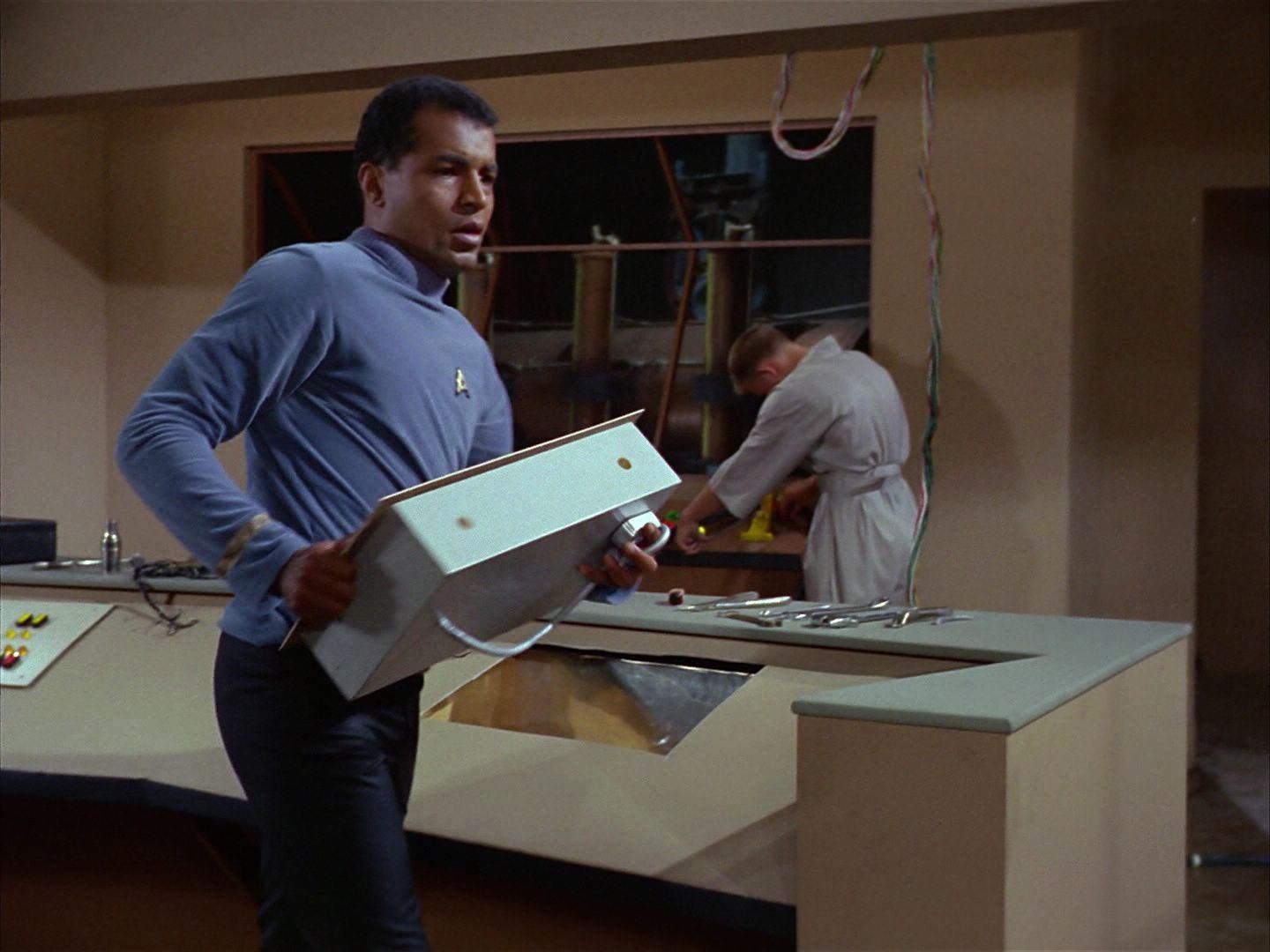 ariane179254_StarTrek_1x03_WhereNoManHasGoneBefore_2111.jpg