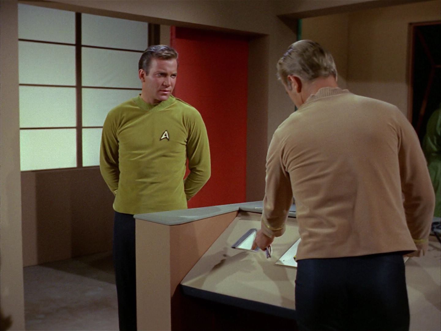 ariane179254_StarTrek_1x03_WhereNoManHasGoneBefore_2132.jpg