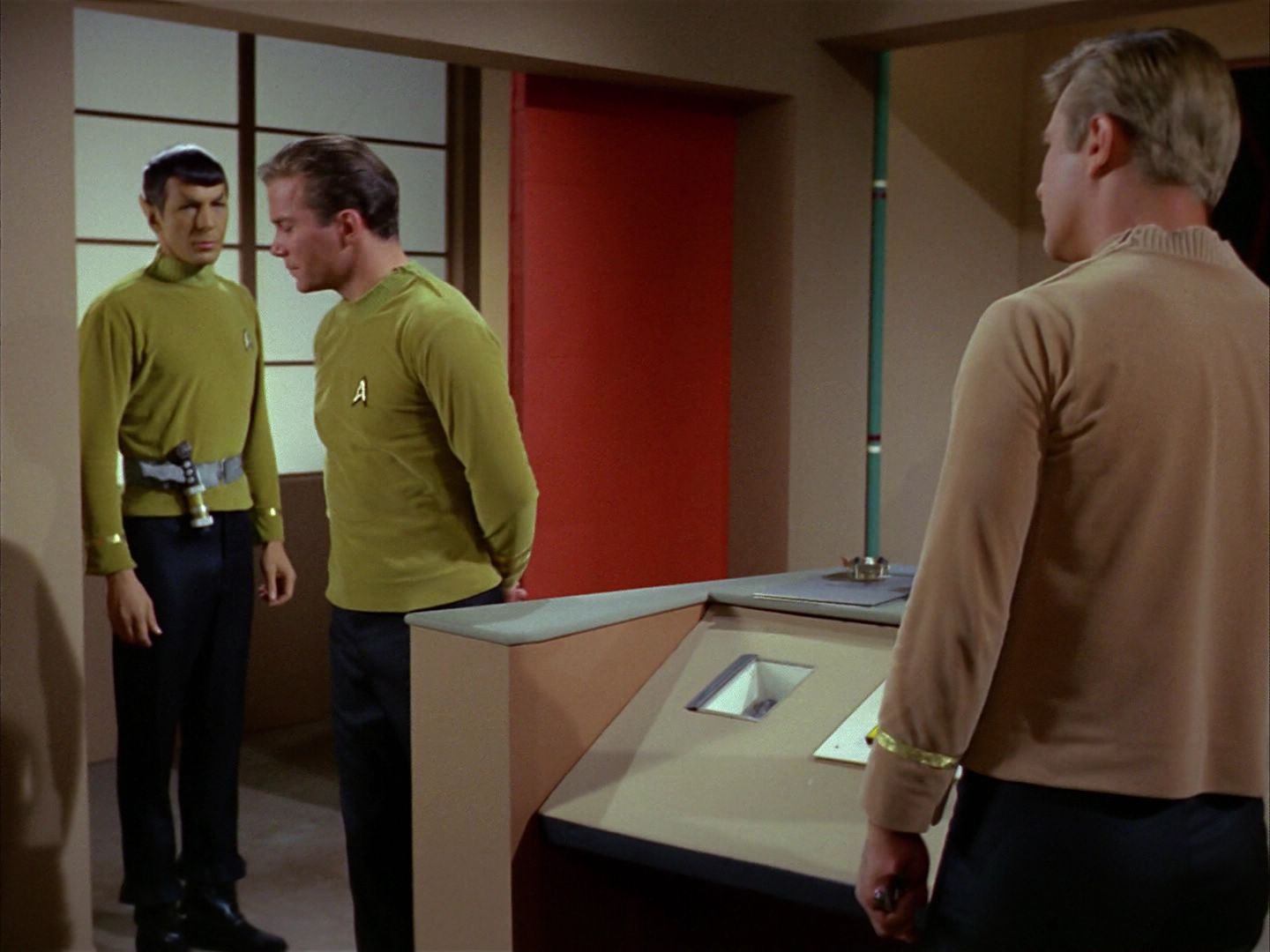 ariane179254_StarTrek_1x03_WhereNoManHasGoneBefore_2140.jpg