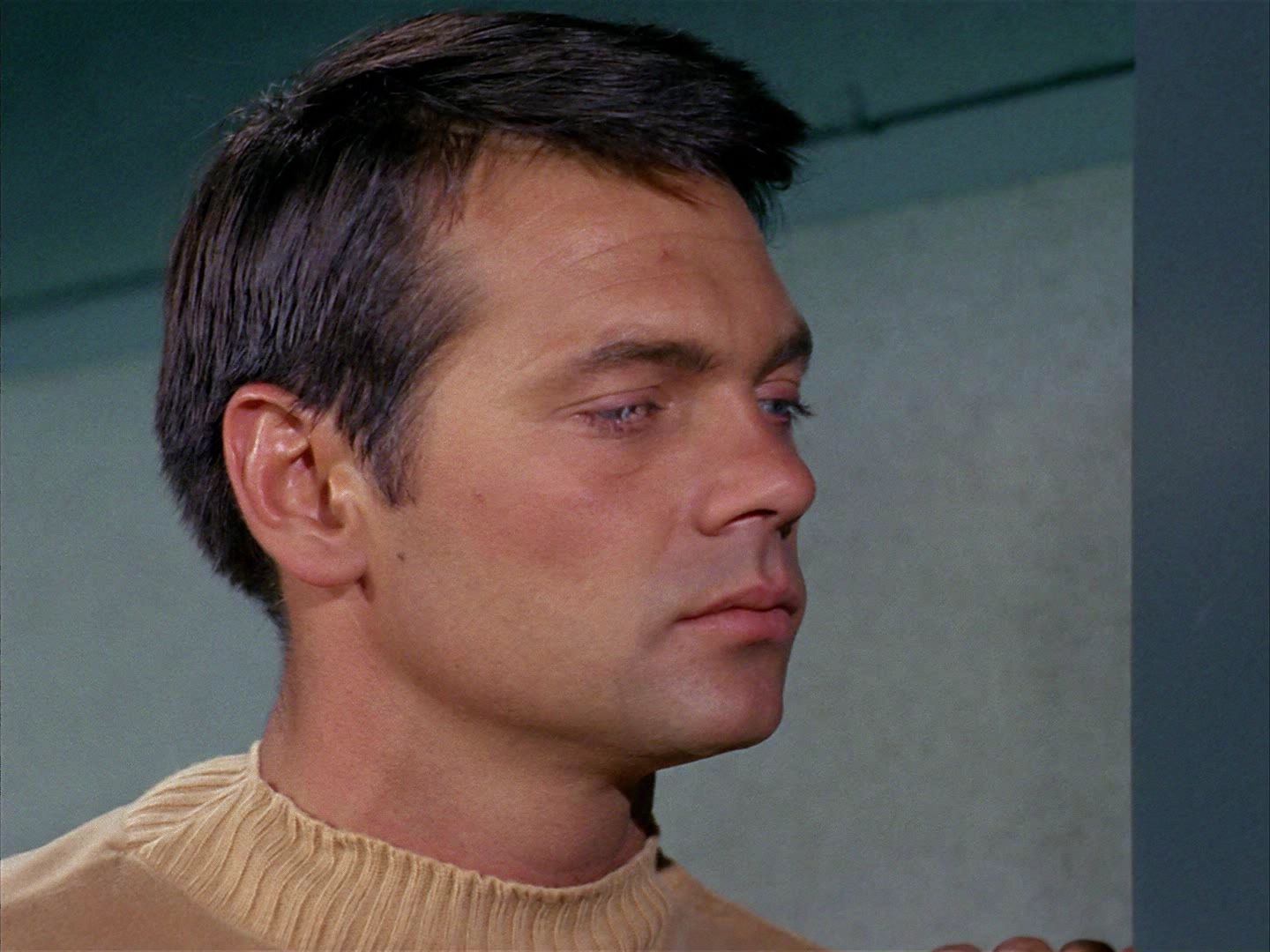 ariane179254_StarTrek_1x03_WhereNoManHasGoneBefore_2186.jpg