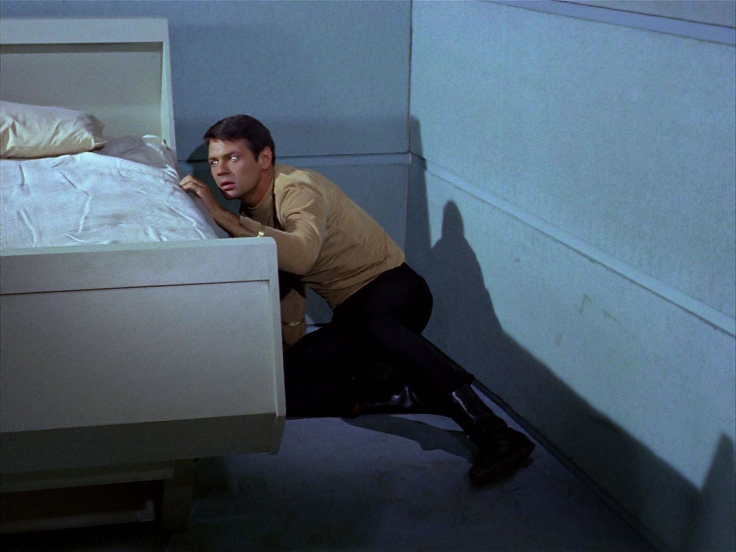 ariane179254_StarTrek_1x03_WhereNoManHasGoneBefore_2283.jpg