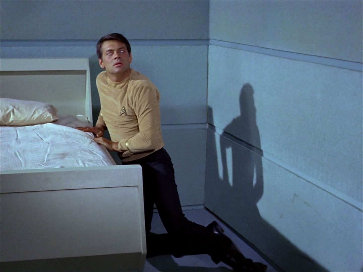 ariane179254_StarTrek_1x03_WhereNoManHasGoneBefore_2286.jpg