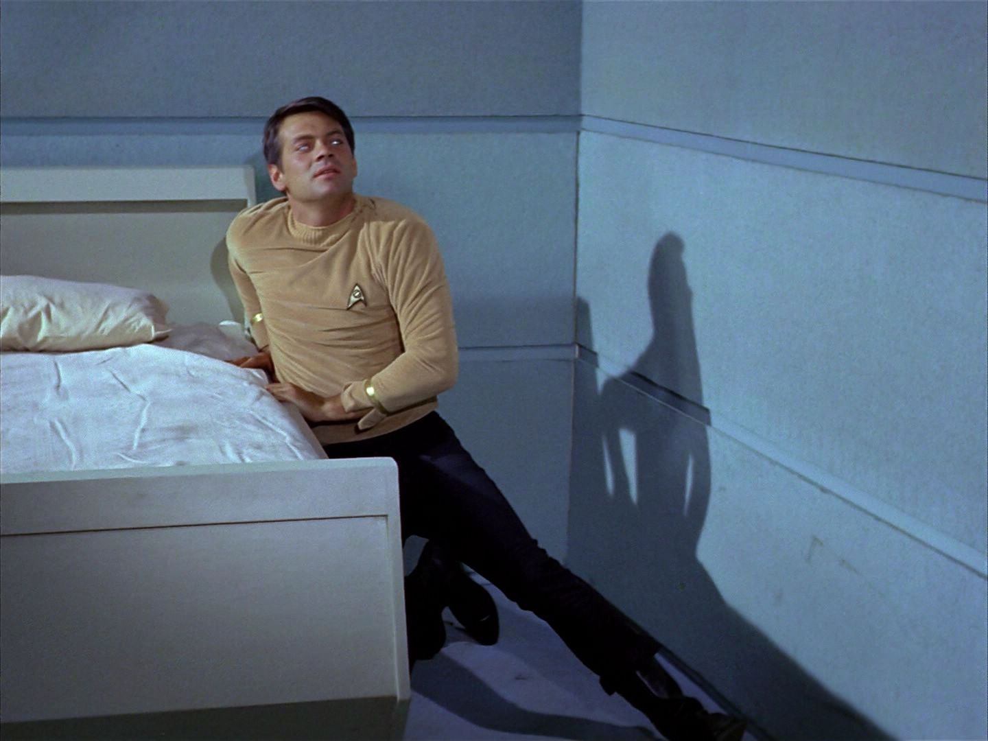 ariane179254_StarTrek_1x03_WhereNoManHasGoneBefore_2290.jpg