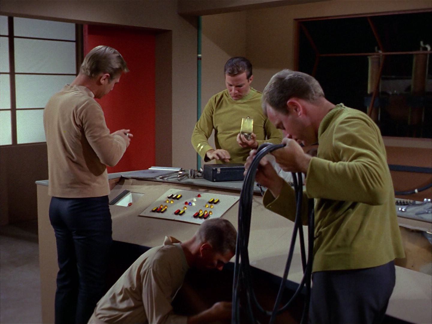 ariane179254_StarTrek_1x03_WhereNoManHasGoneBefore_2344.jpg
