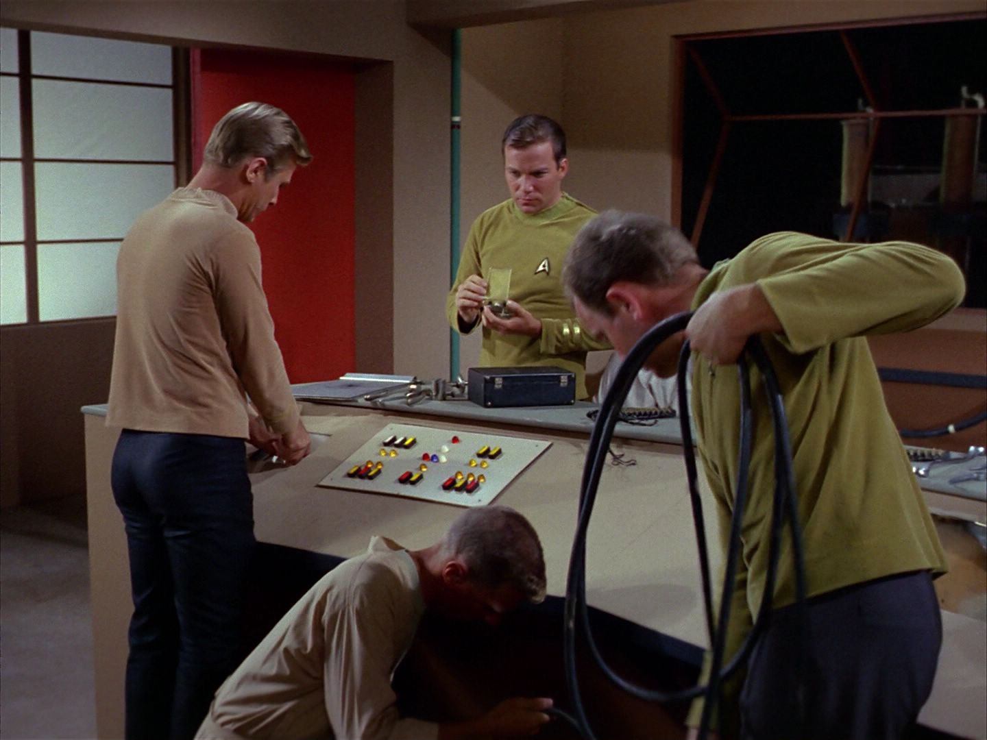 ariane179254_StarTrek_1x03_WhereNoManHasGoneBefore_2349.jpg