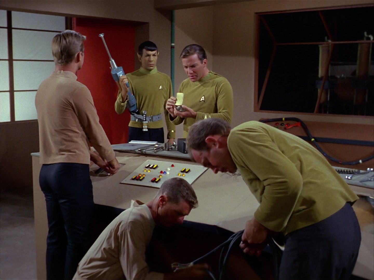 ariane179254_StarTrek_1x03_WhereNoManHasGoneBefore_2355.jpg