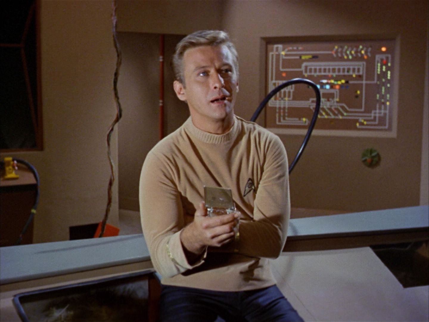 ariane179254_StarTrek_1x03_WhereNoManHasGoneBefore_2481.jpg