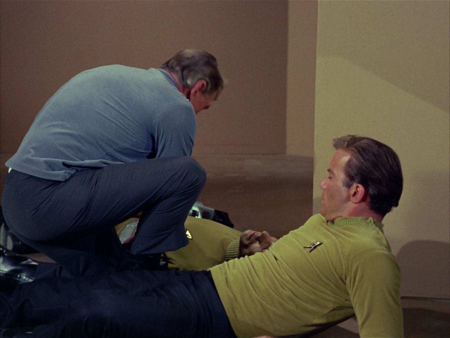 ariane179254_StarTrek_1x03_WhereNoManHasGoneBefore_2591.jpg