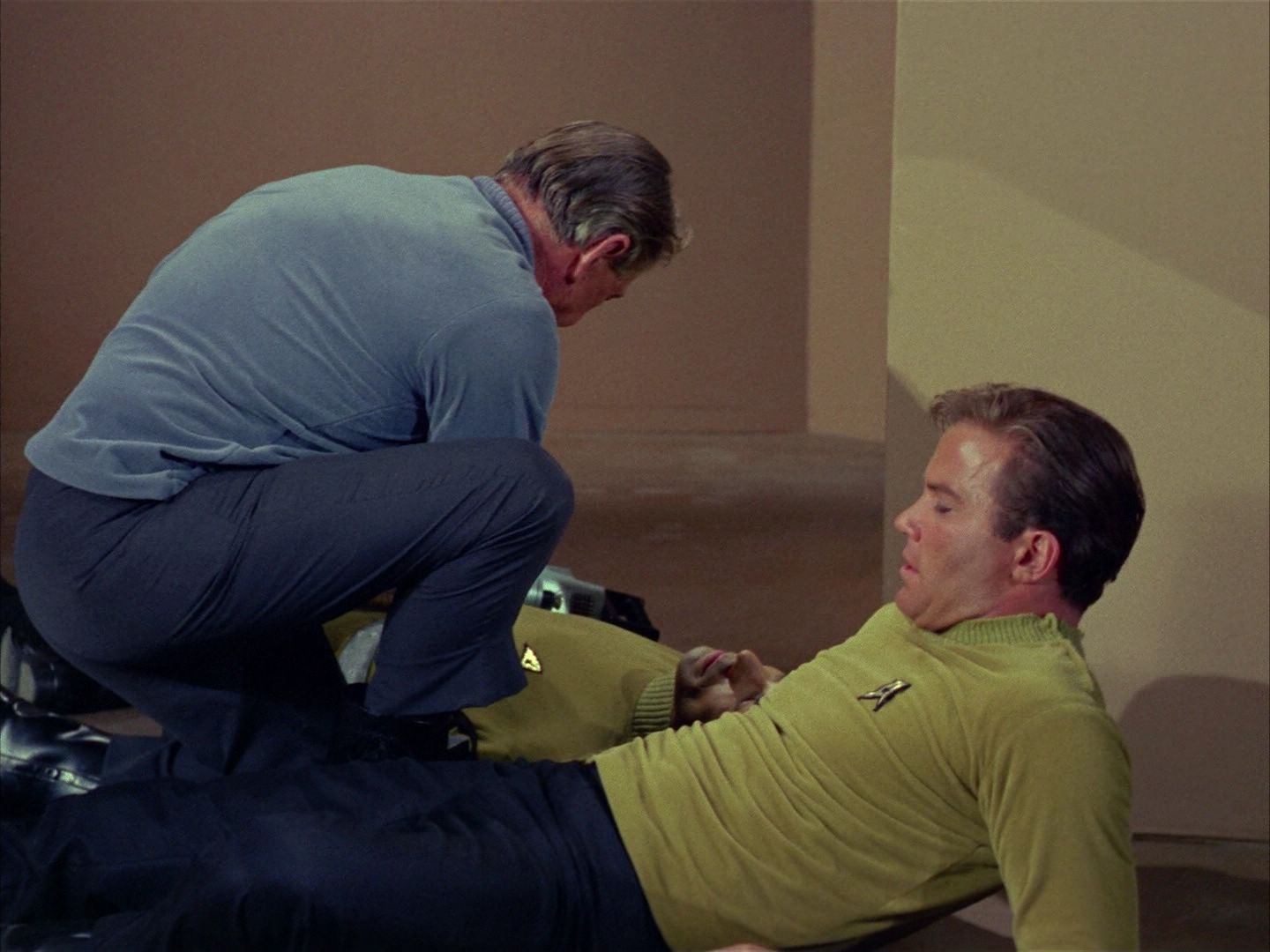 ariane179254_StarTrek_1x03_WhereNoManHasGoneBefore_2593.jpg