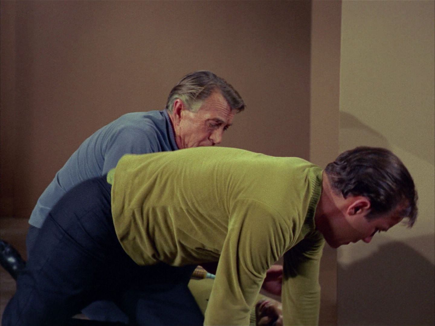 ariane179254_StarTrek_1x03_WhereNoManHasGoneBefore_2622.jpg
