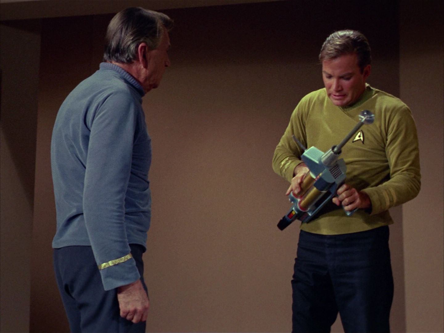 ariane179254_StarTrek_1x03_WhereNoManHasGoneBefore_2639.jpg