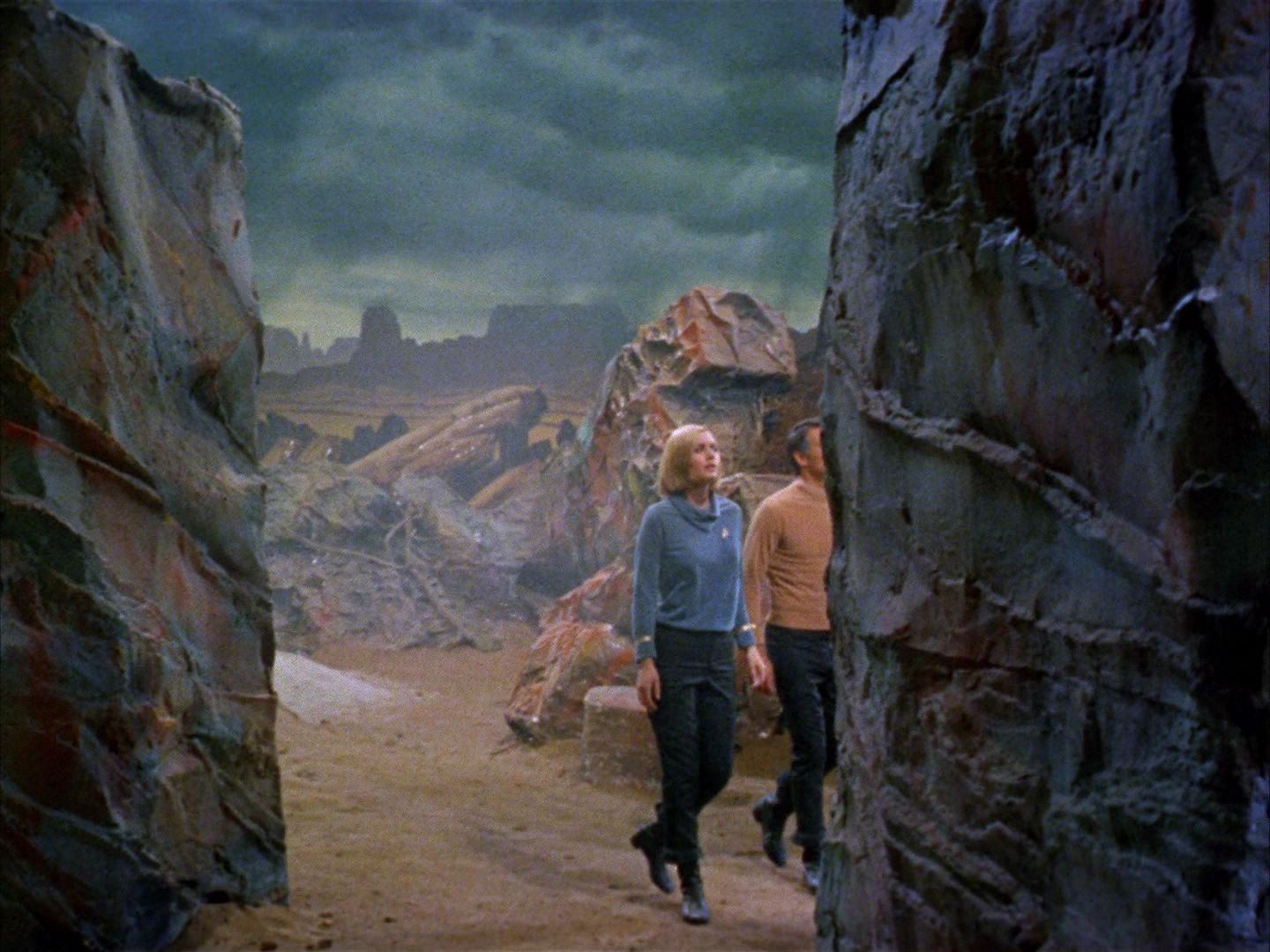 ariane179254_StarTrek_1x03_WhereNoManHasGoneBefore_2657.jpg