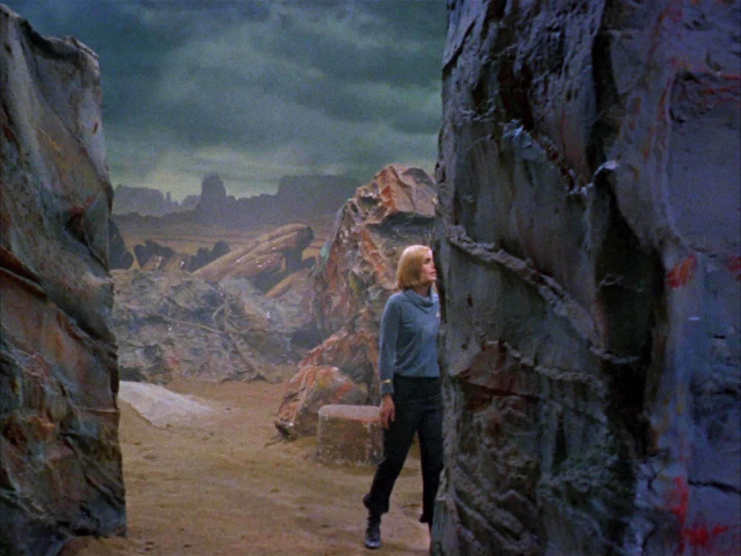 ariane179254_StarTrek_1x03_WhereNoManHasGoneBefore_2658.jpg