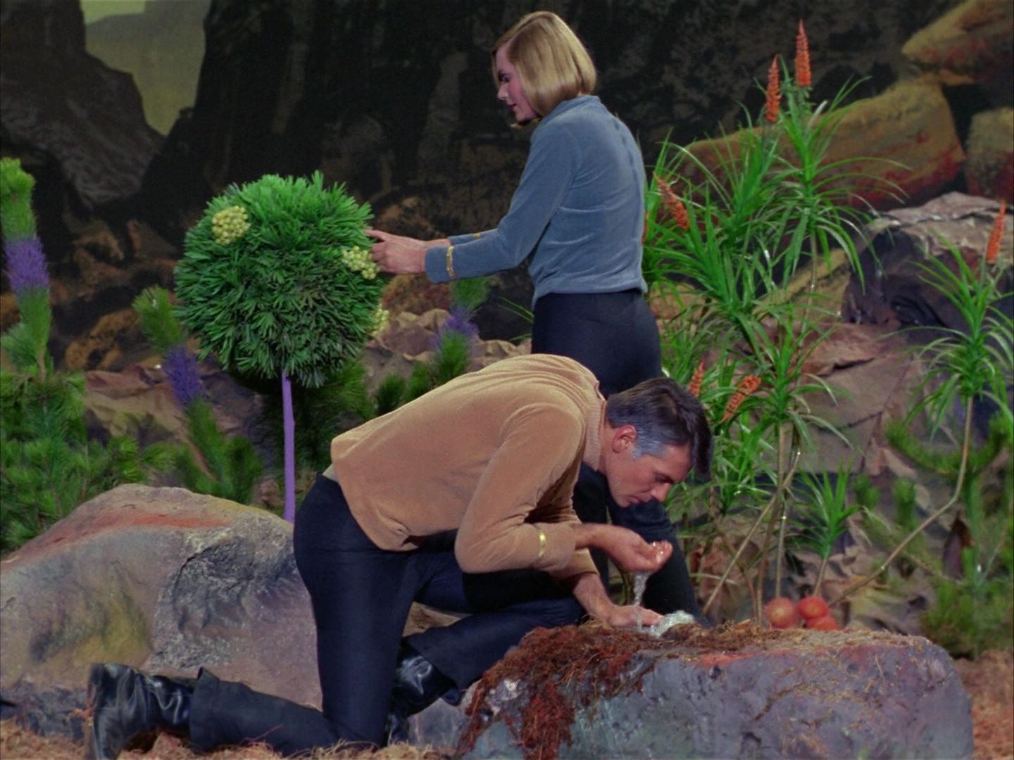 ariane179254_StarTrek_1x03_WhereNoManHasGoneBefore_2726.jpg