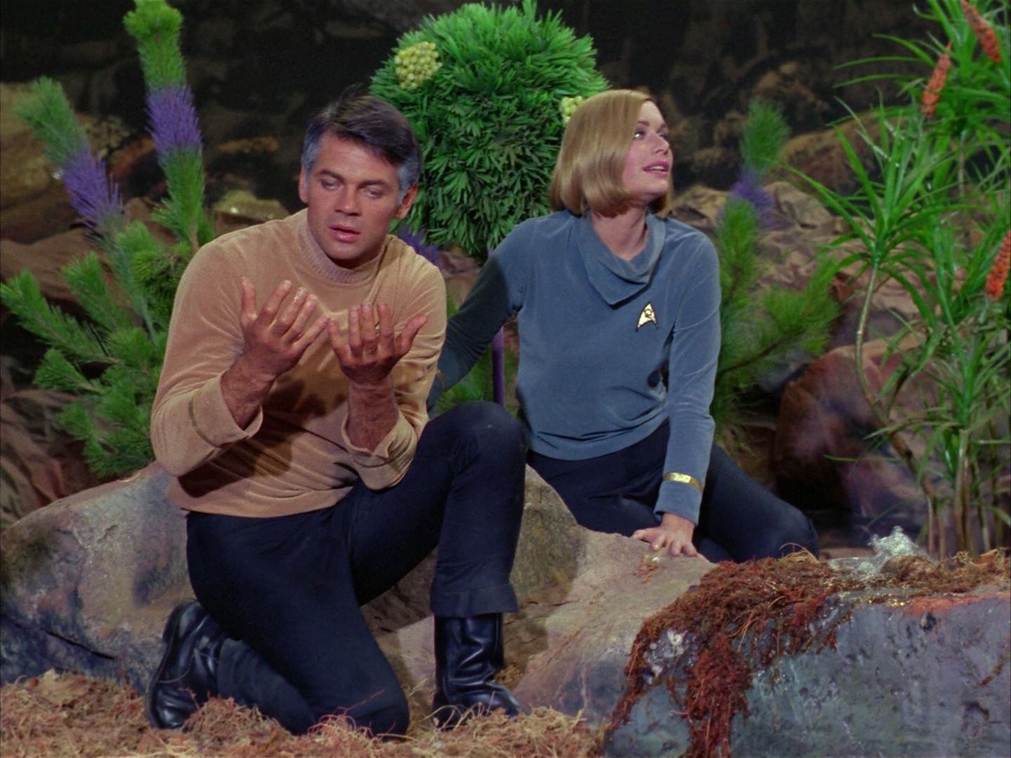 ariane179254_StarTrek_1x03_WhereNoManHasGoneBefore_2746.jpg