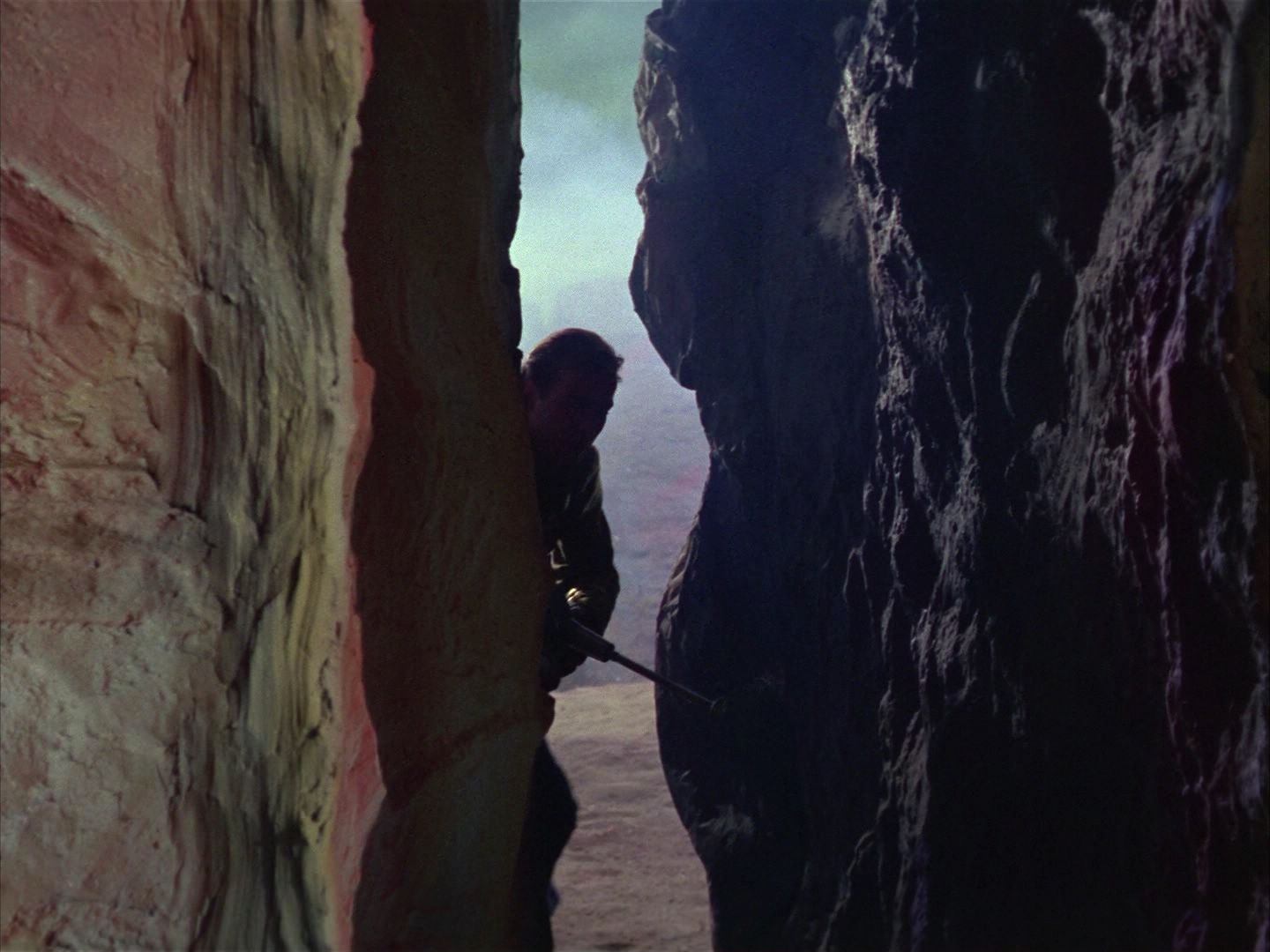 ariane179254_StarTrek_1x03_WhereNoManHasGoneBefore_2756.jpg