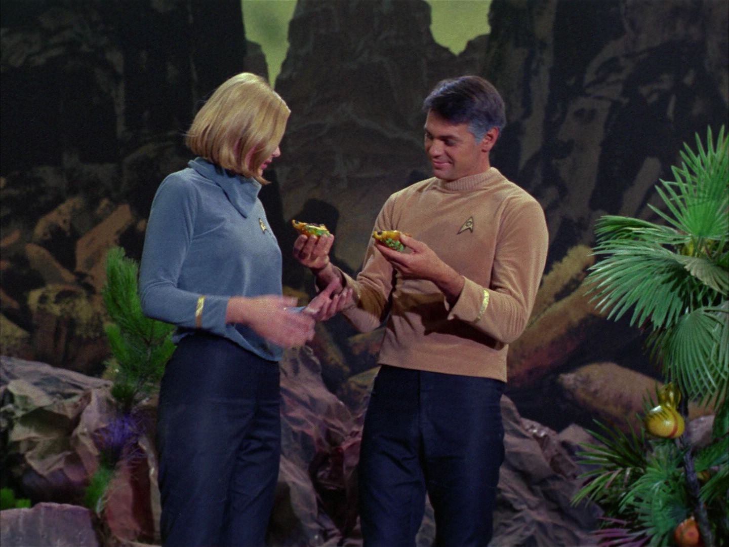 ariane179254_StarTrek_1x03_WhereNoManHasGoneBefore_2840.jpg
