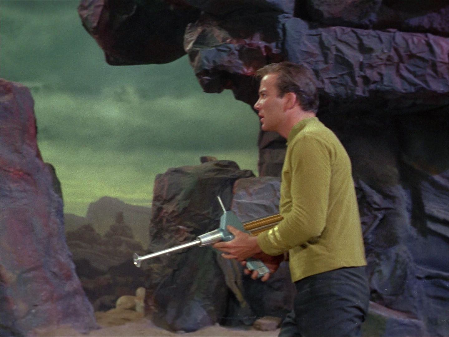 ariane179254_StarTrek_1x03_WhereNoManHasGoneBefore_2929.jpg
