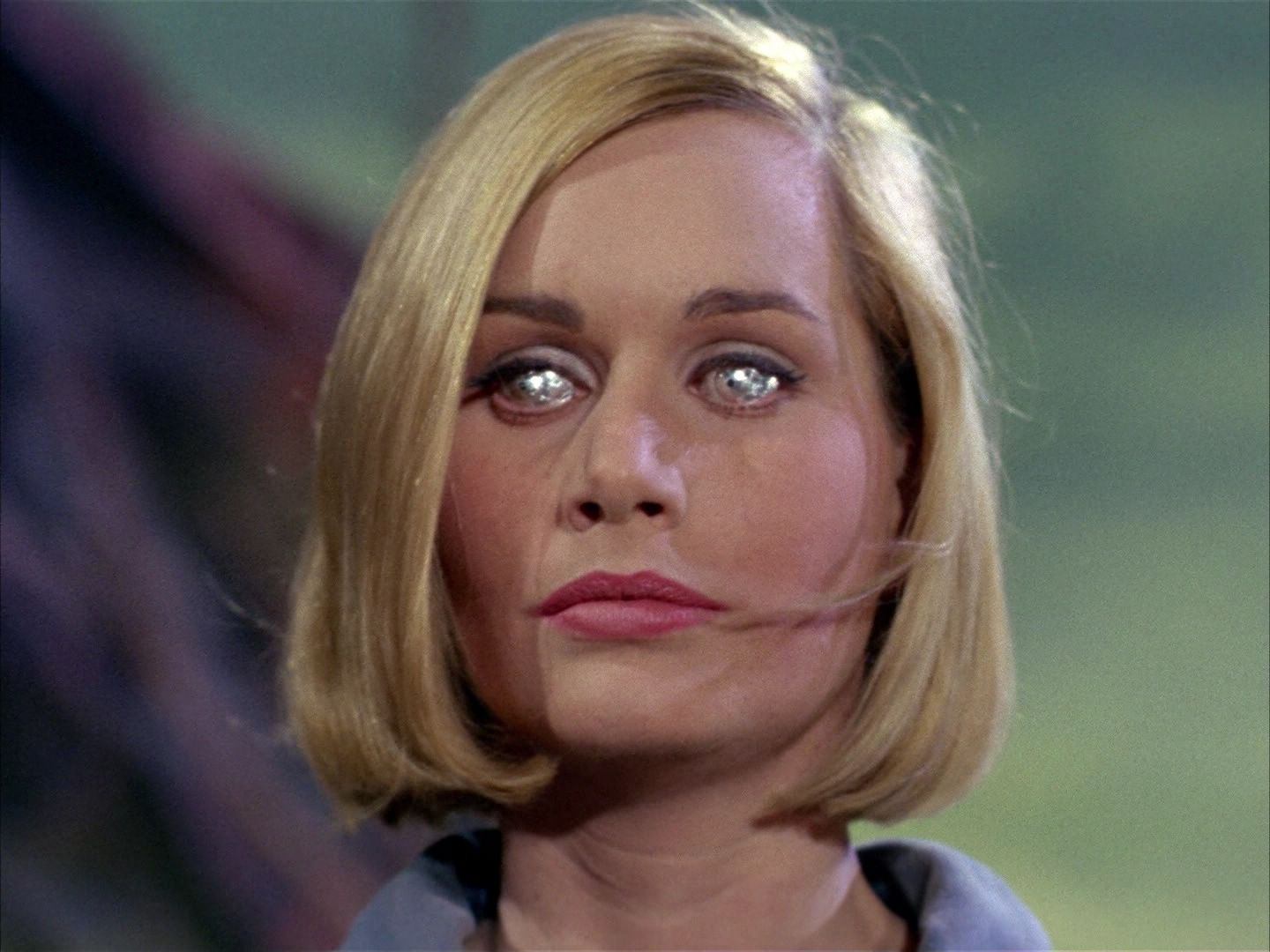 ariane179254_StarTrek_1x03_WhereNoManHasGoneBefore_2982.jpg